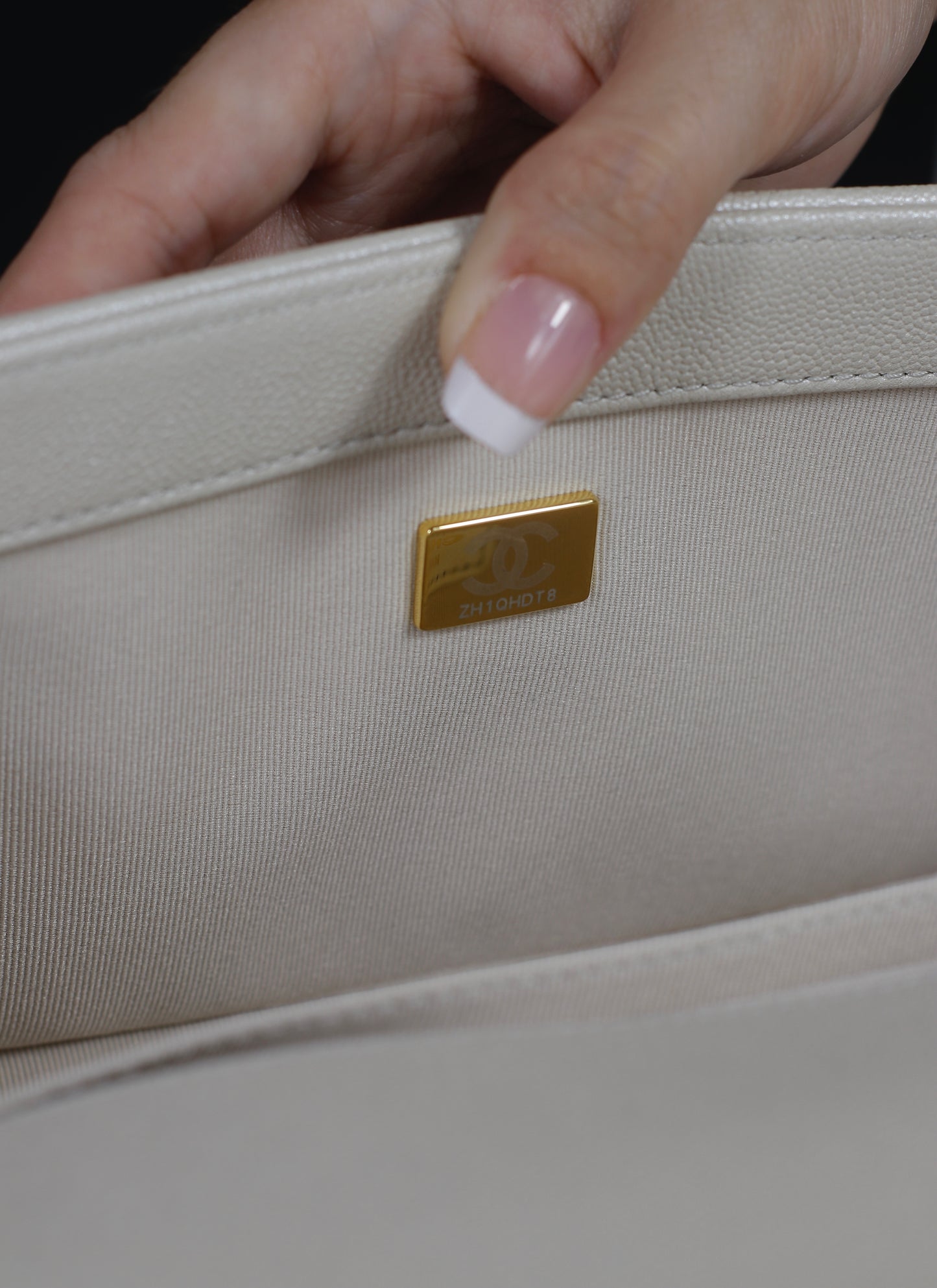 Le Boy Old Medium – Iridescent White Caviar with Gold Hardware (Microchipped)