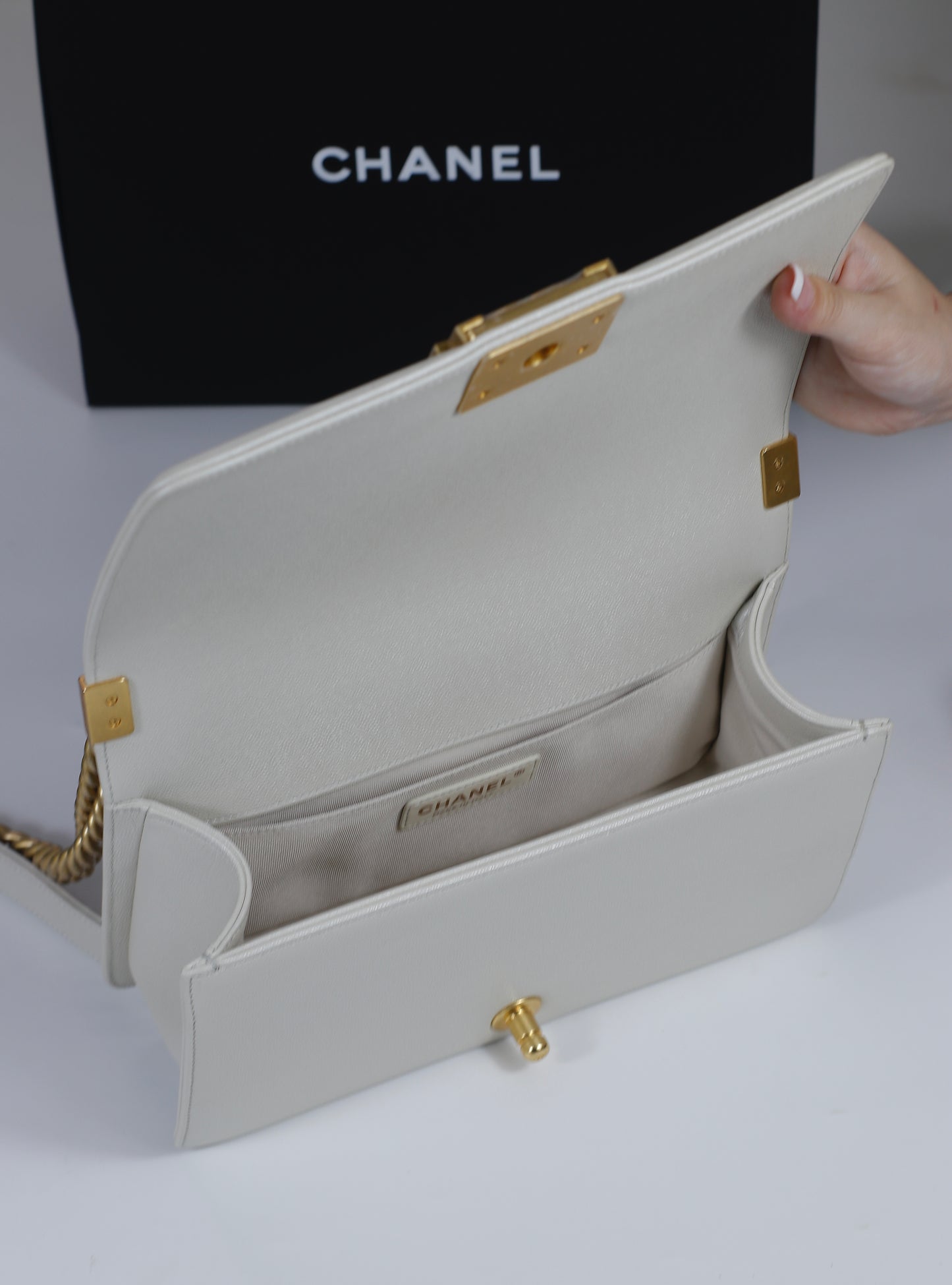 Le Boy Old Medium – Iridescent White Caviar with Gold Hardware (Microchipped)