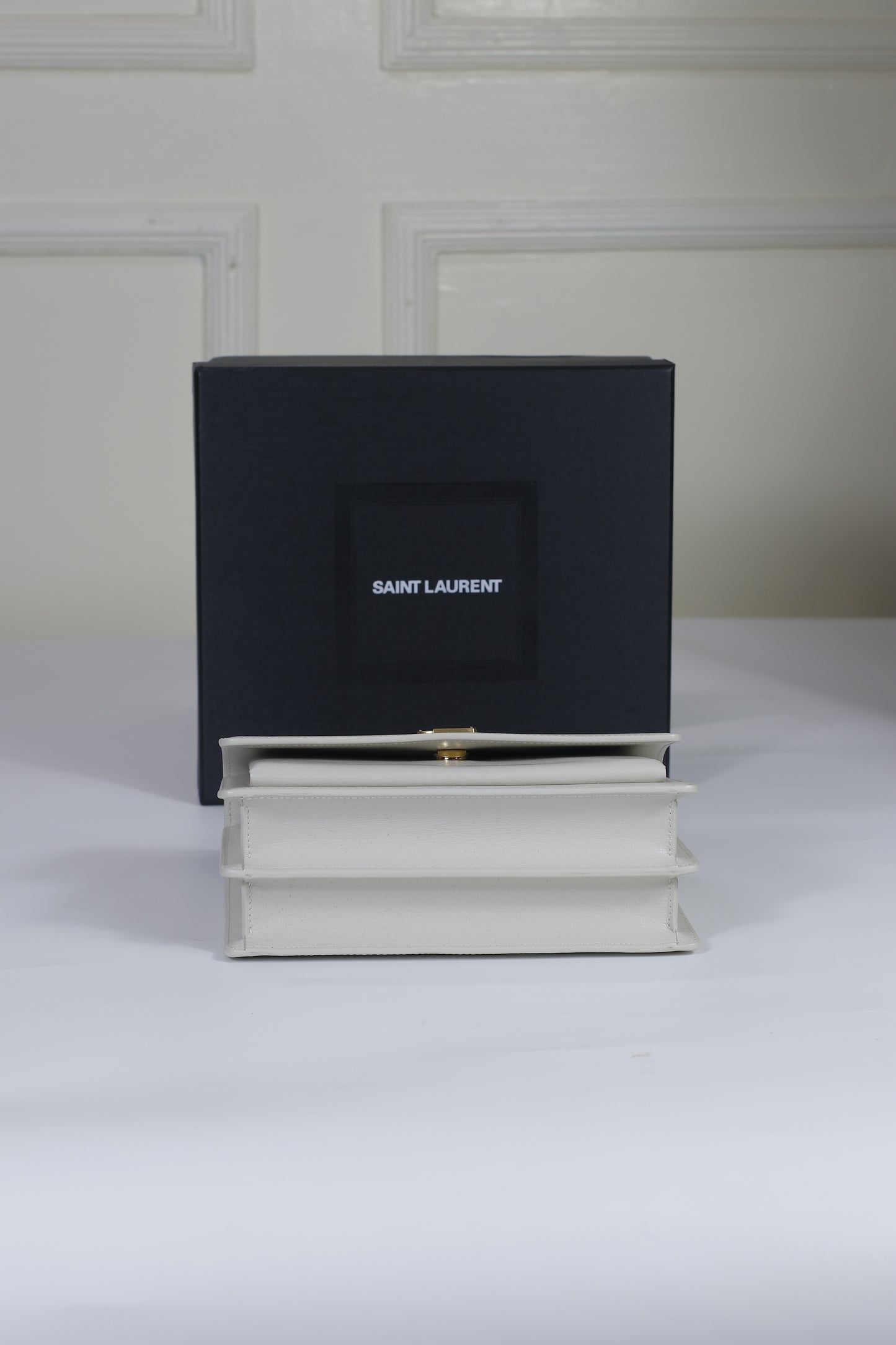 Saint L Sunset Medium – Blanc Vintage with Gold Hardware