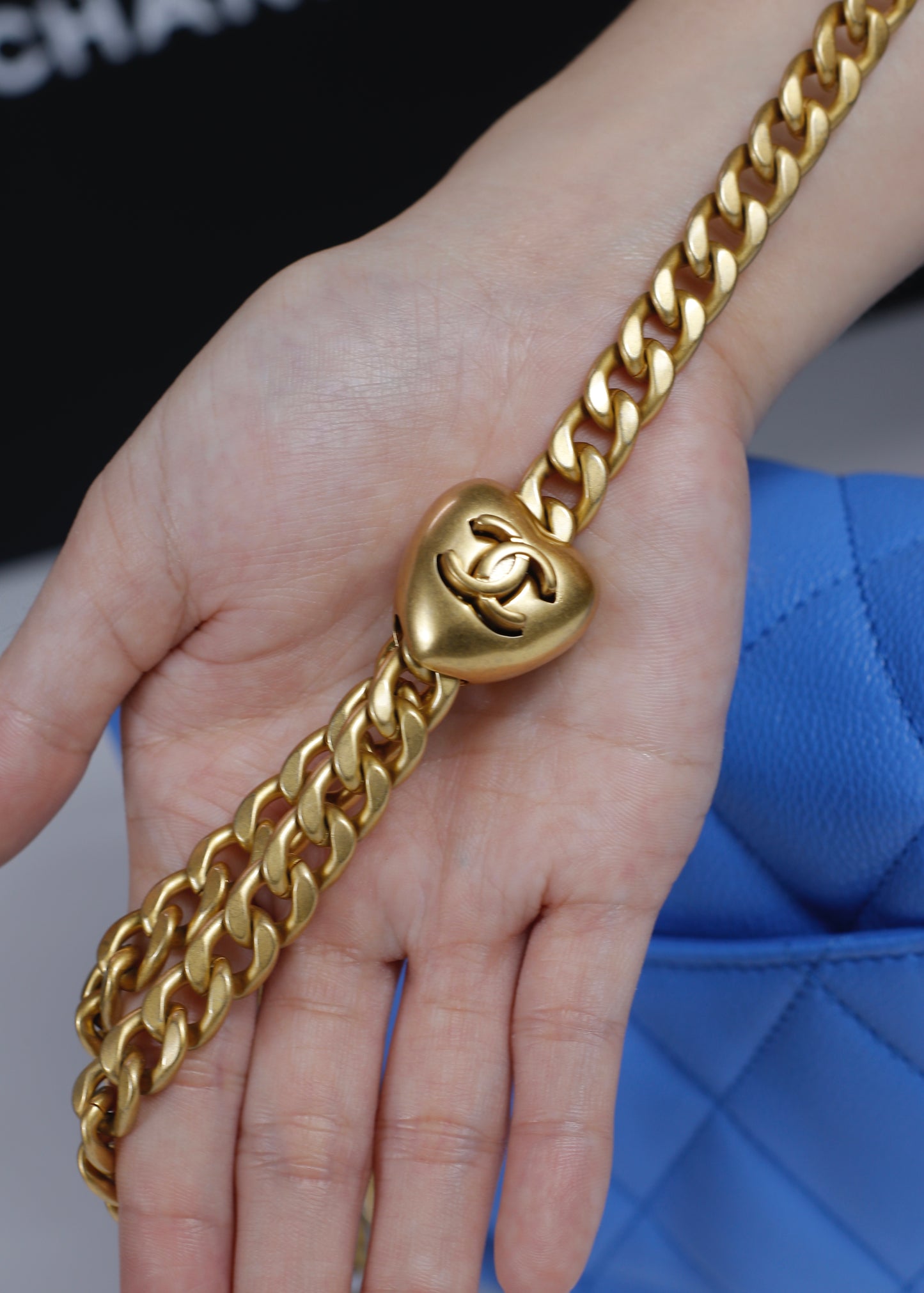 Pearl Crush Mini – Blue Caviar with Gold Hardware (Microchipped)
