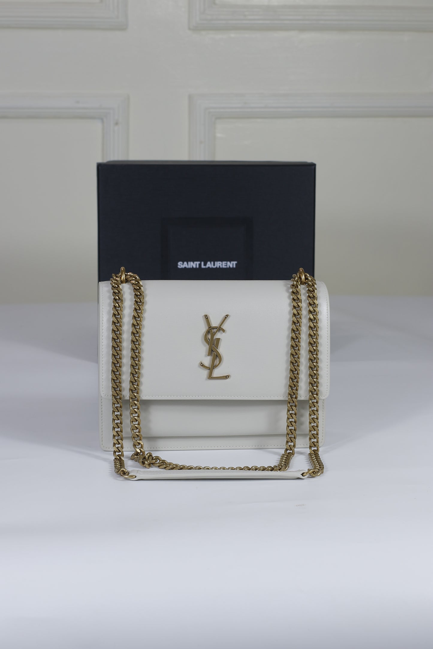 Saint L Sunset Medium – Blanc Vintage with Gold Hardware