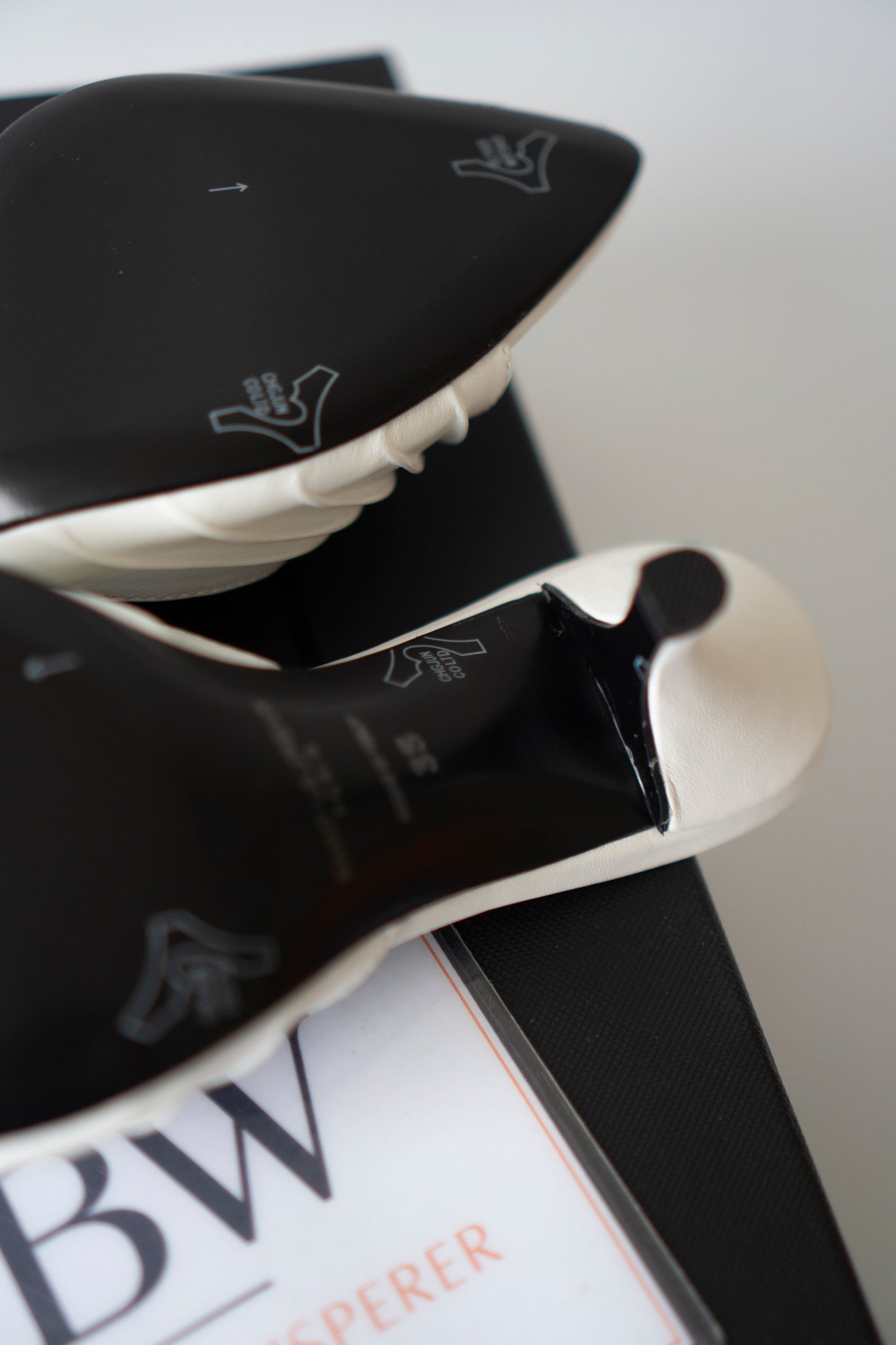 Babylone Mules – White Leather with Gold Cassandre Logo