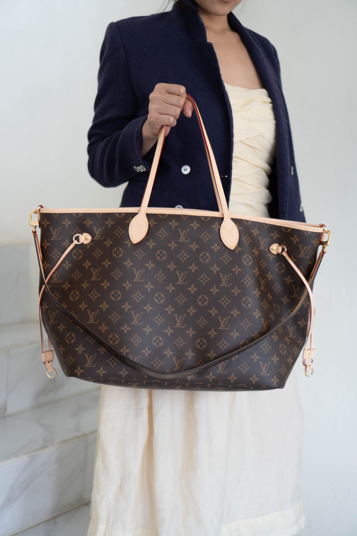 Neverfull Bandoulière Inside Out GM – Monogram Canvas with Natural Leather Trim