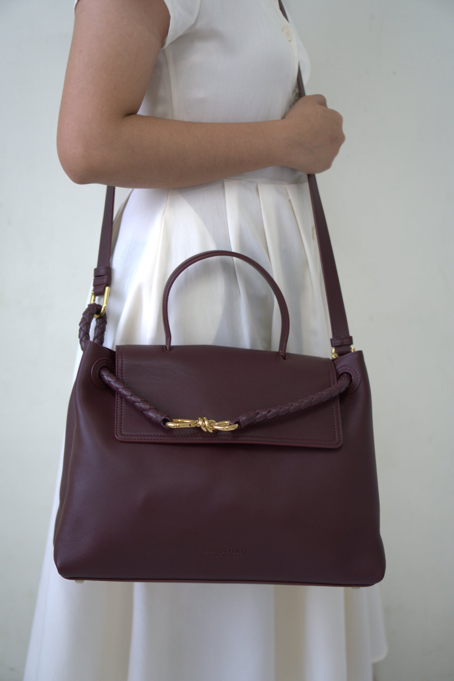 Ciao Ciao Medium in Burgundy