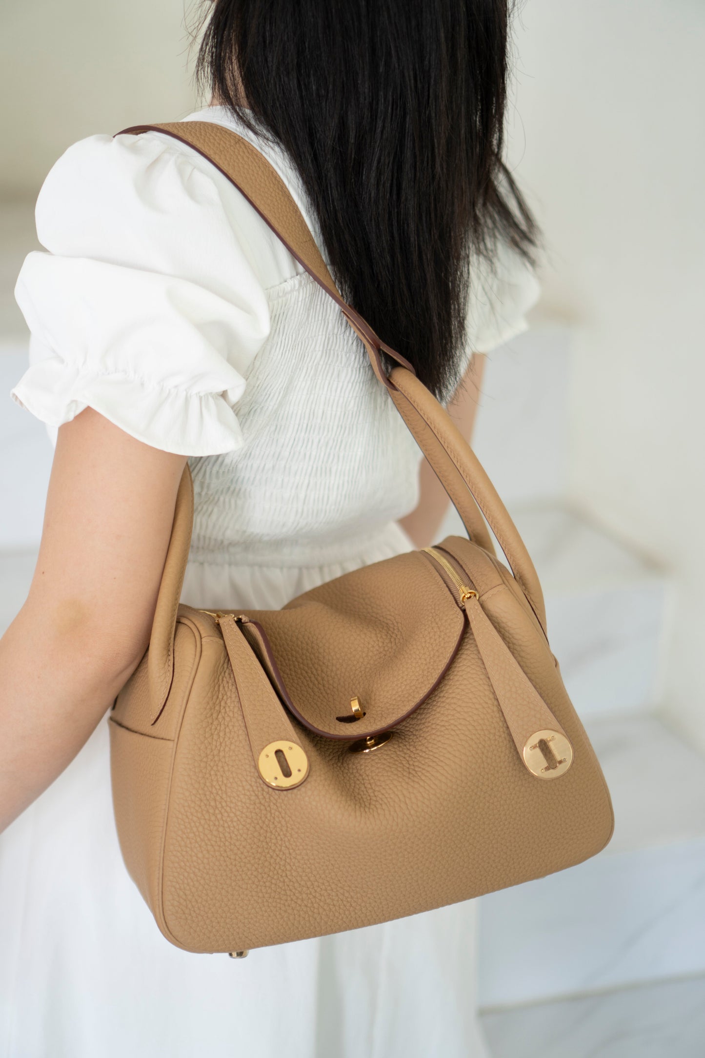 Lind 26 – Chai Clemence Leather with Gold Hardware