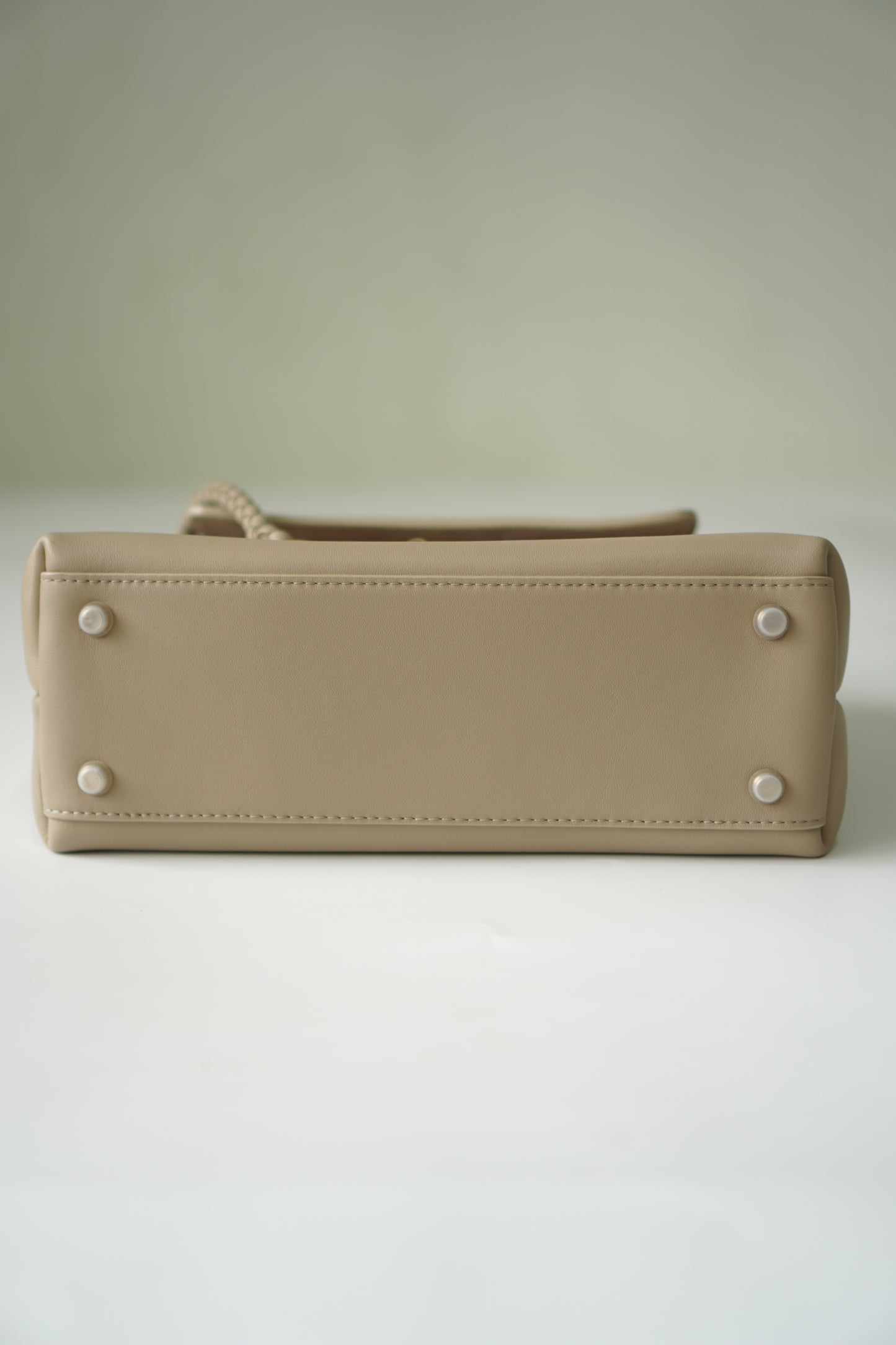 Ciao Ciao Small in Beige