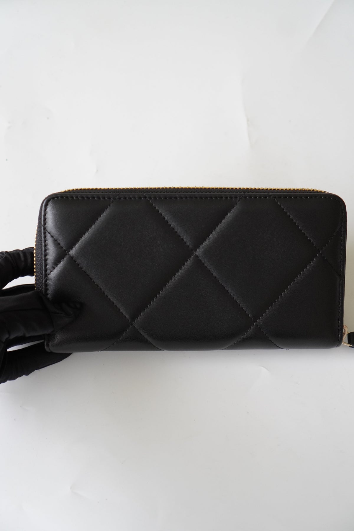 C19-style long wallet