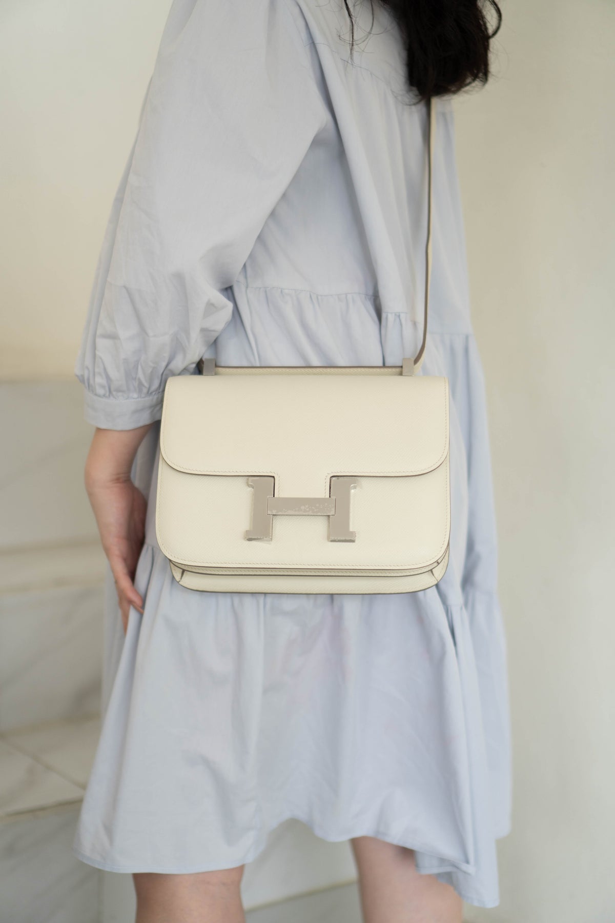 Constanc 23 – Craie Epsom Leather with Palladium Hardware
