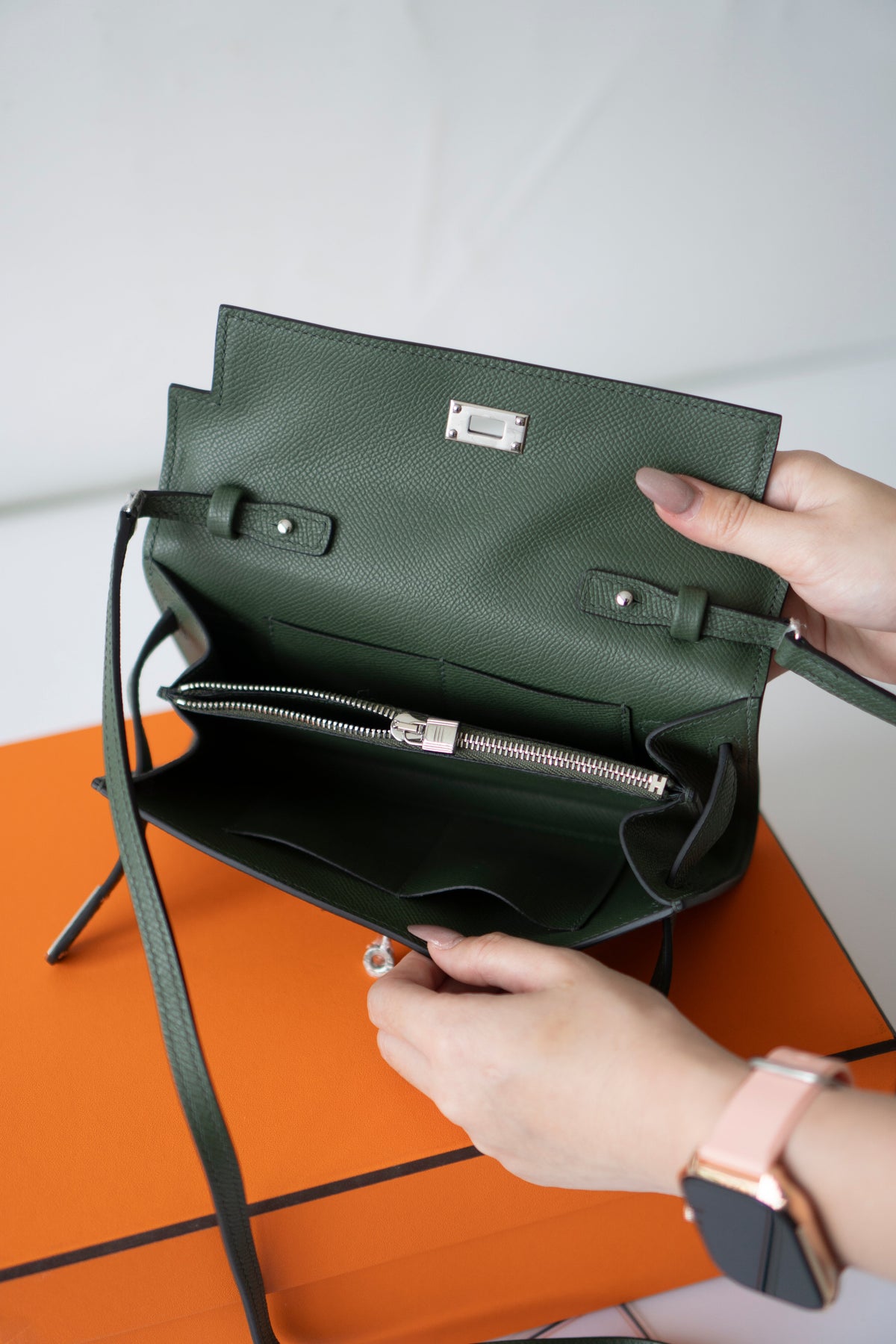KL Wallet To Go – Green Epsom Leather with Palladium Hardware