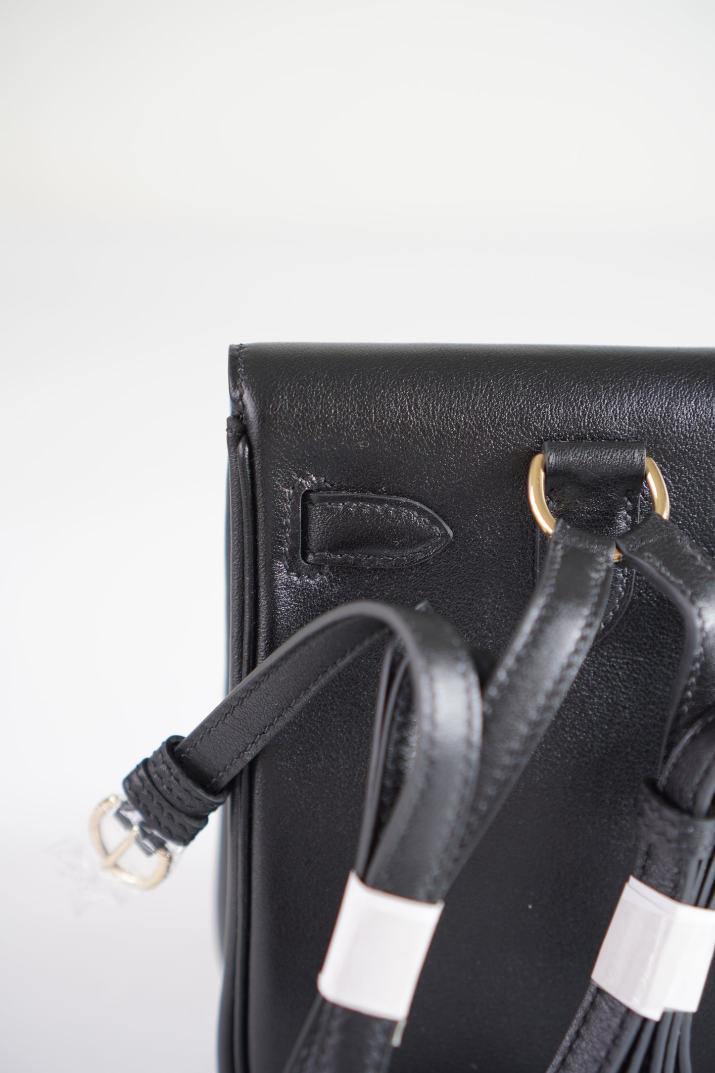 Kelly Jump Backpack in Noir Swift leather