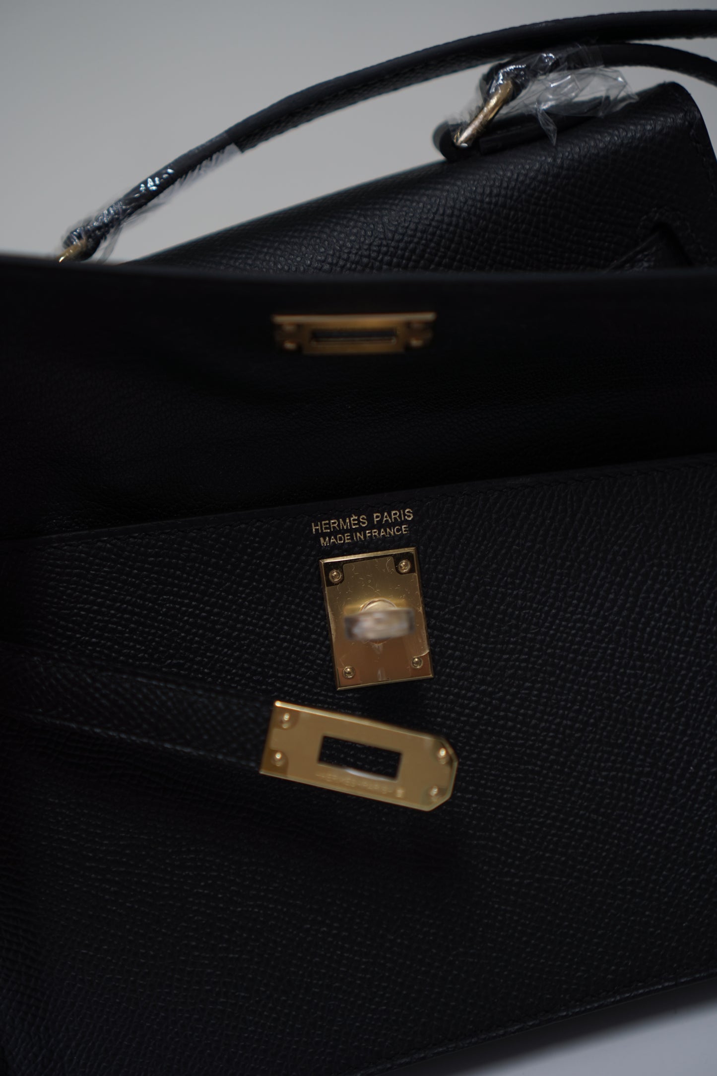 Kelly Désordre Mini in Noir Epsom