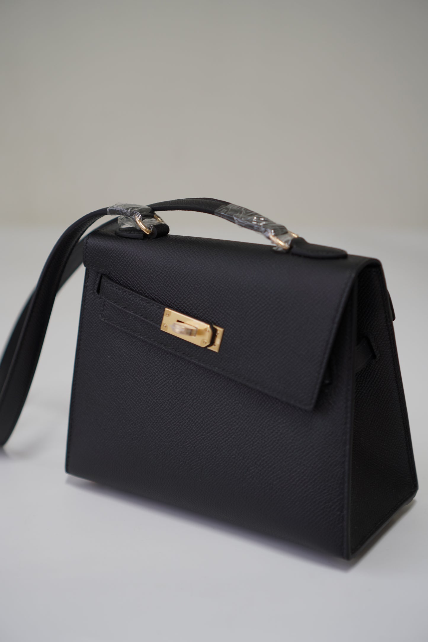 Kelly Désordre Mini in Noir Epsom
