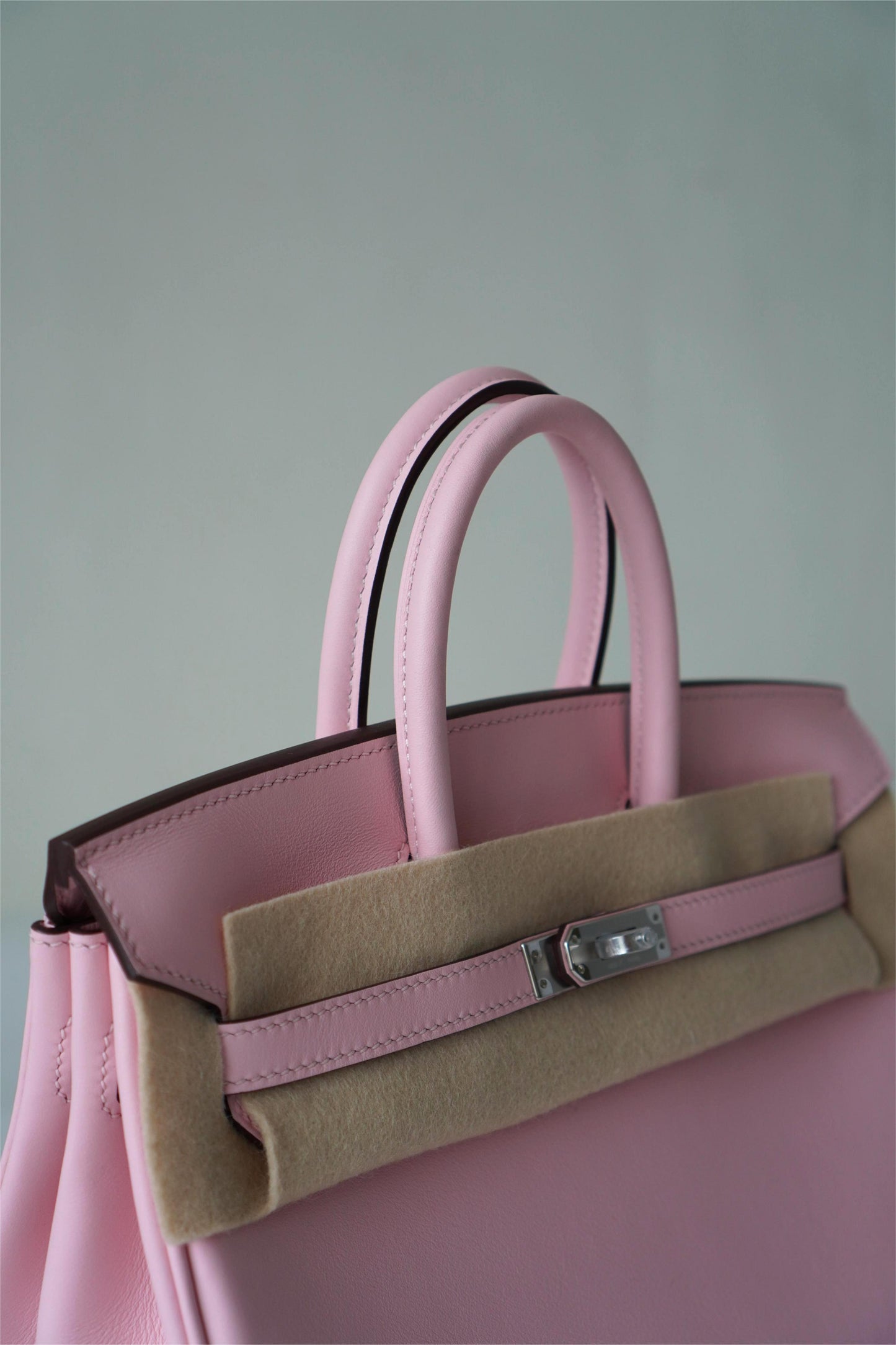 Birkin 25 in Rose Sakura Swift leather