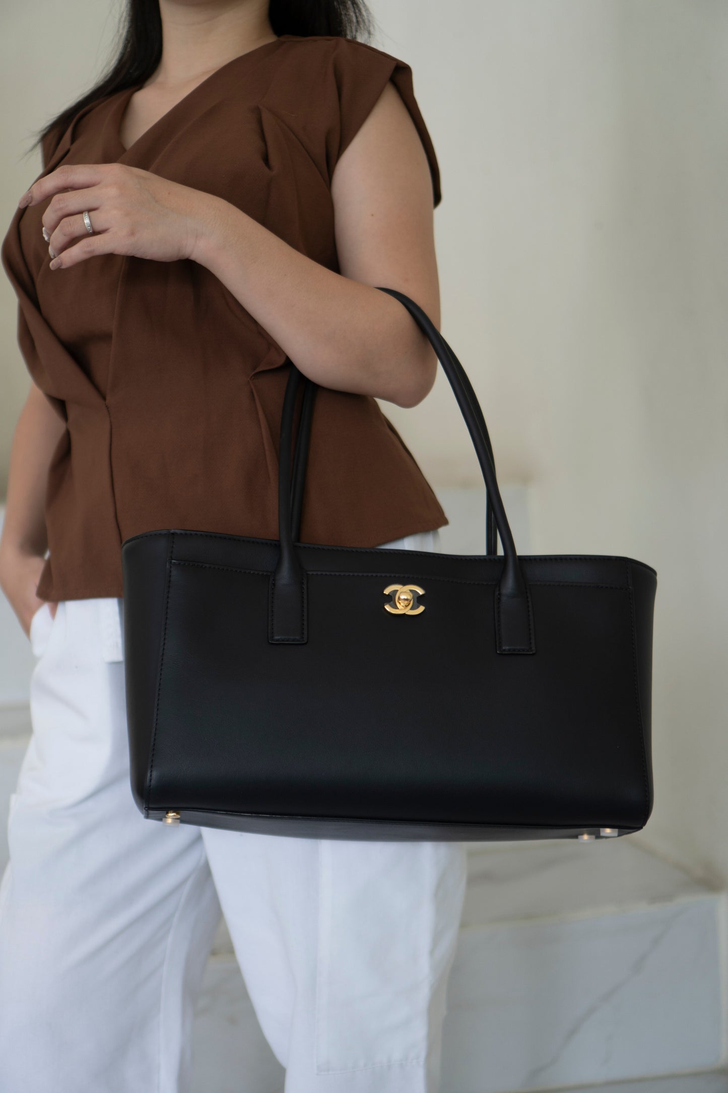 Archetype Small Shopping Tote (26S) – Black Calfskin with Gold Hardware