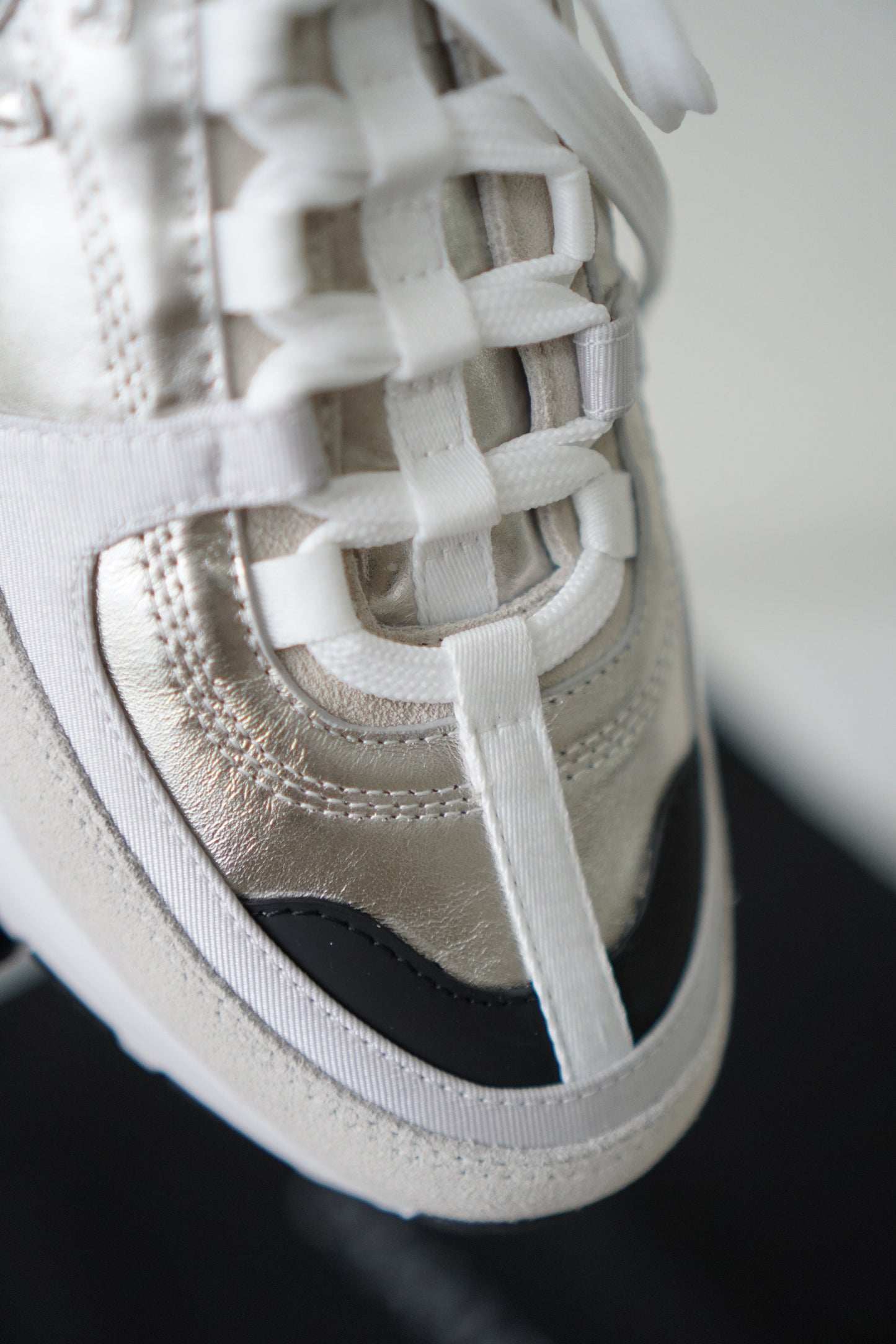 Coco Mark 25A Trainers