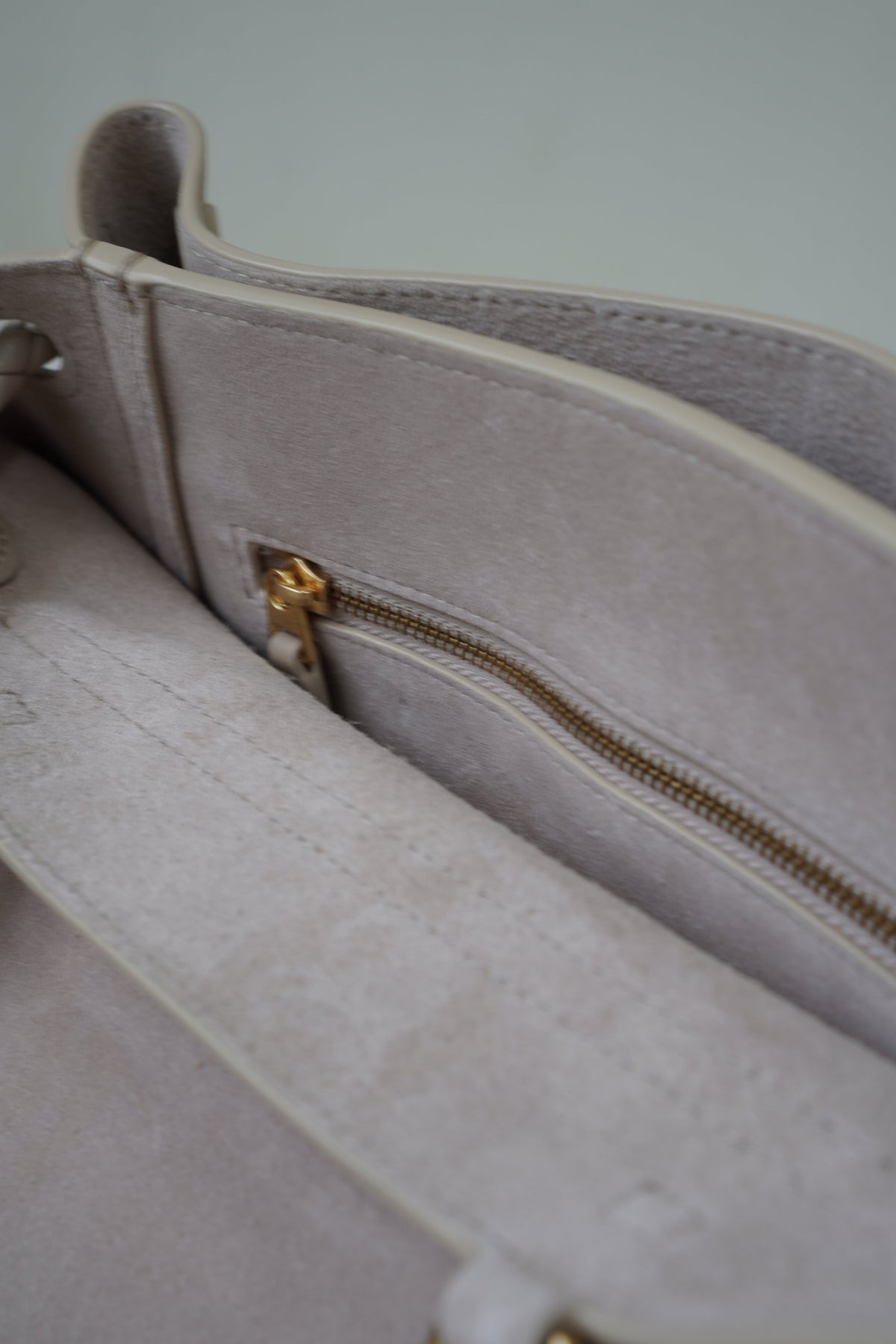 Ciao Ciao Small in Beige
