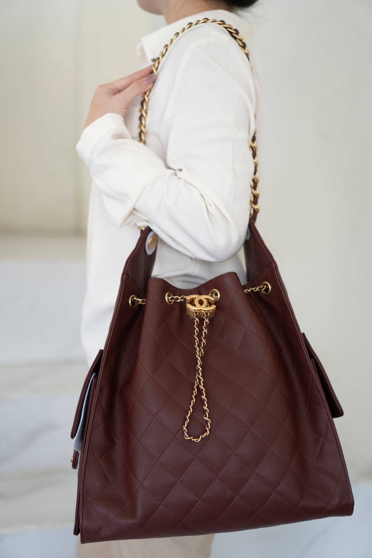 C25 Medium – Burgundy Caviar with Gold Hardware