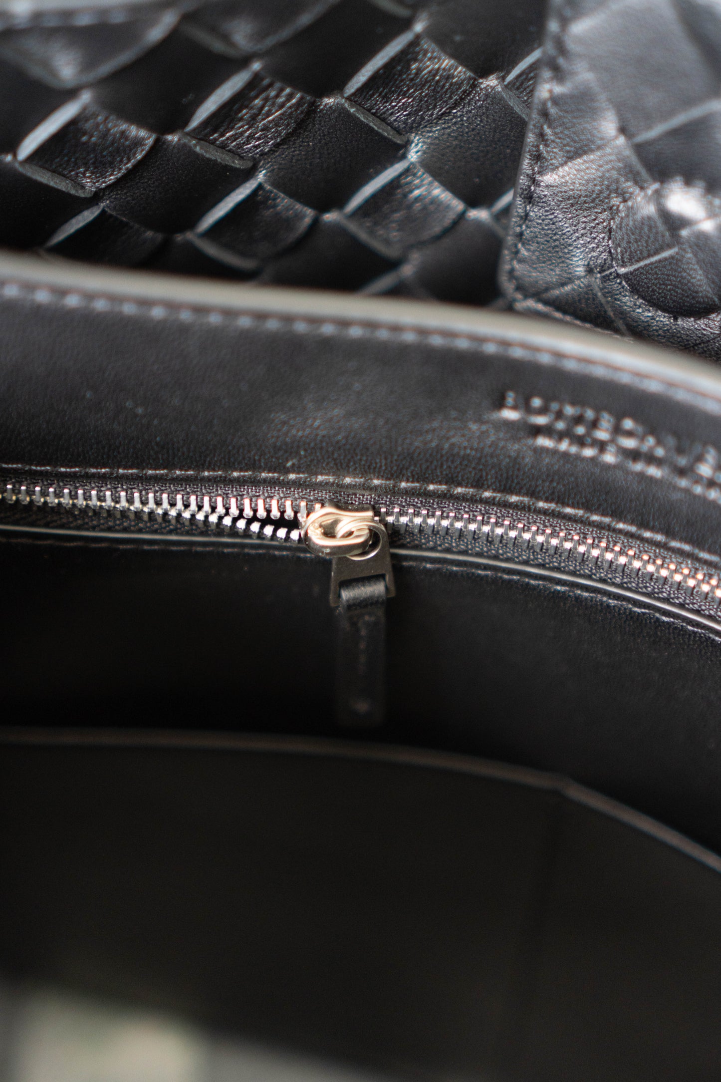 Andiamo Bag Medium (Black)