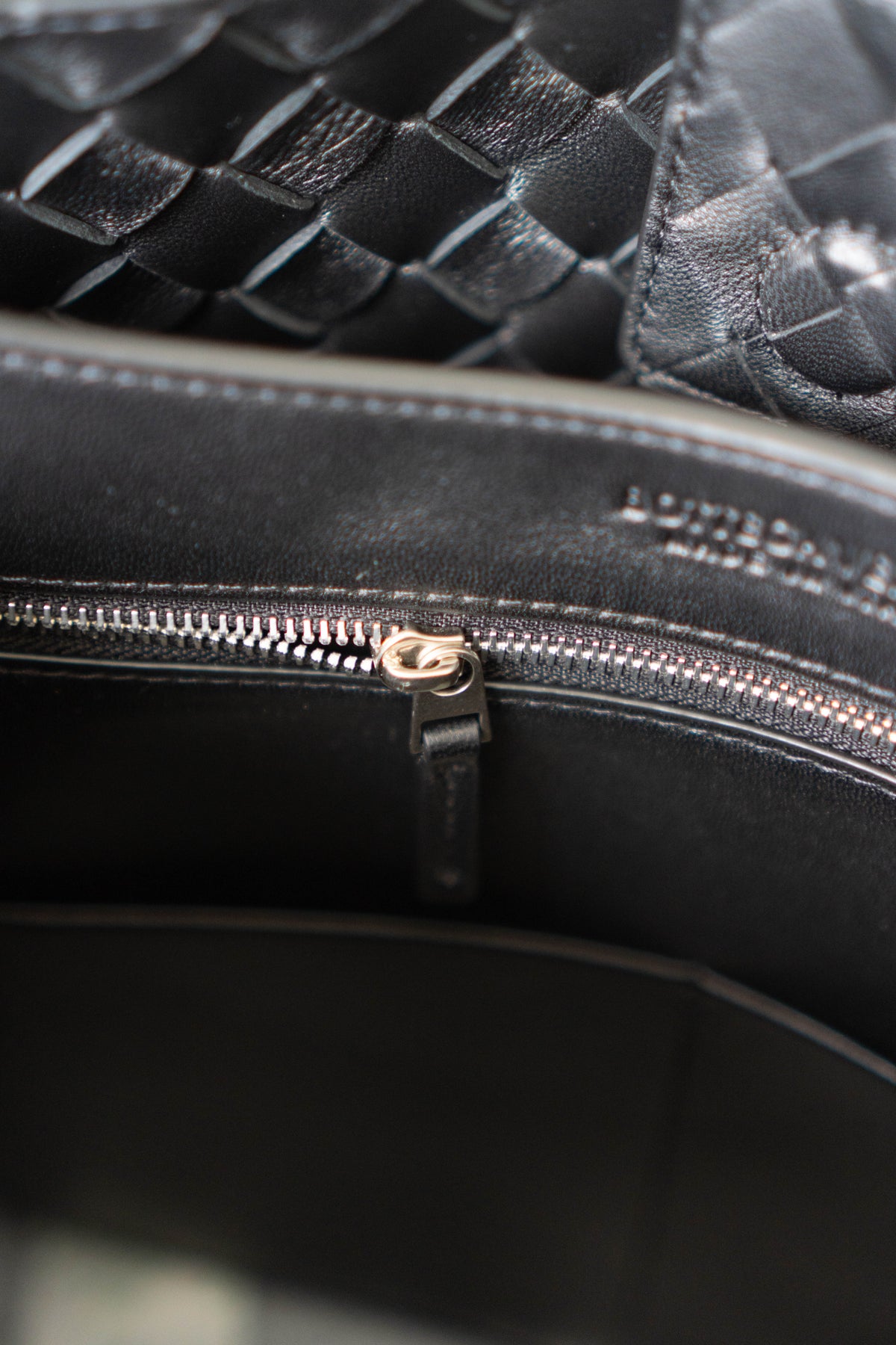 Andiamo Bag Medium (Black)