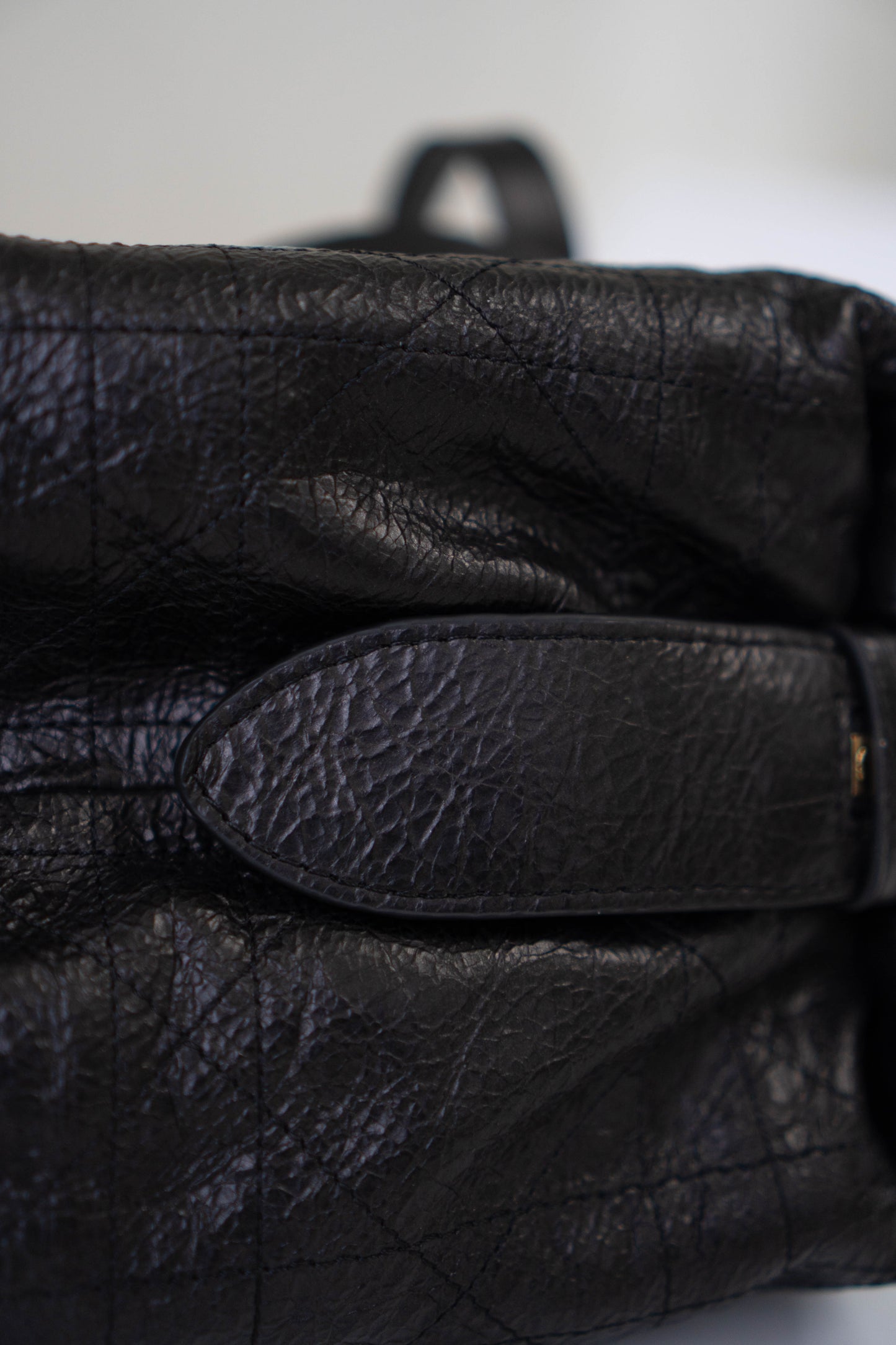 D-Journey crinkled calfskin leather