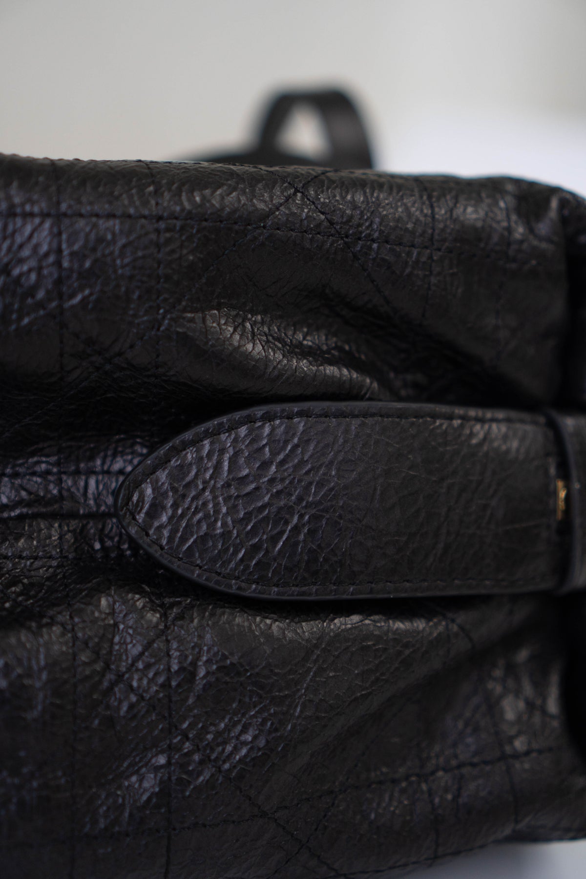 D-Journey crinkled calfskin leather