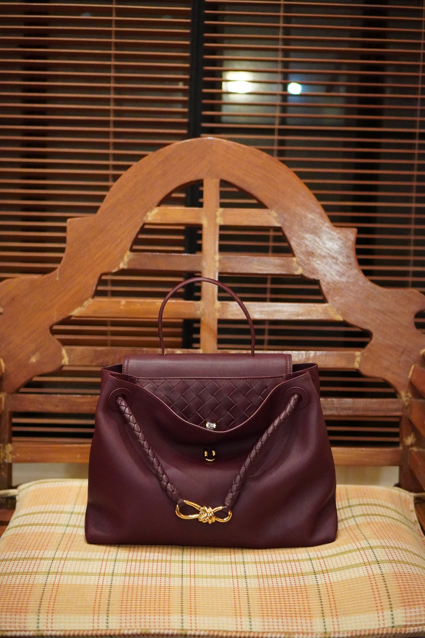 Ciao Ciao Medium in Burgundy