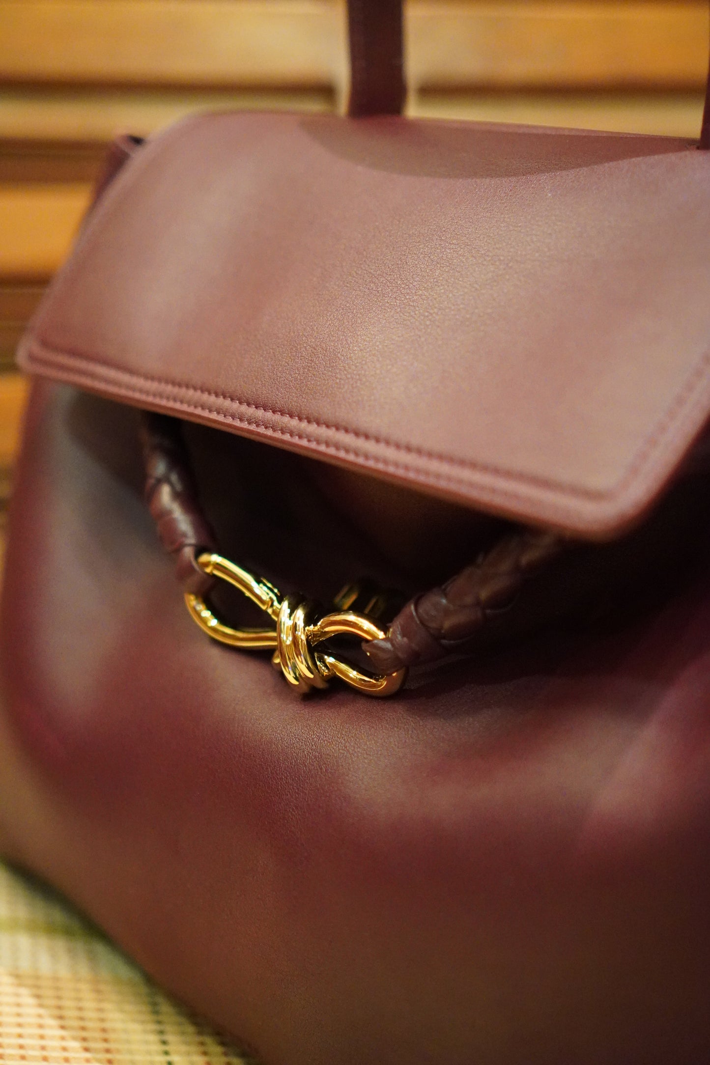 Ciao Ciao Medium in Burgundy