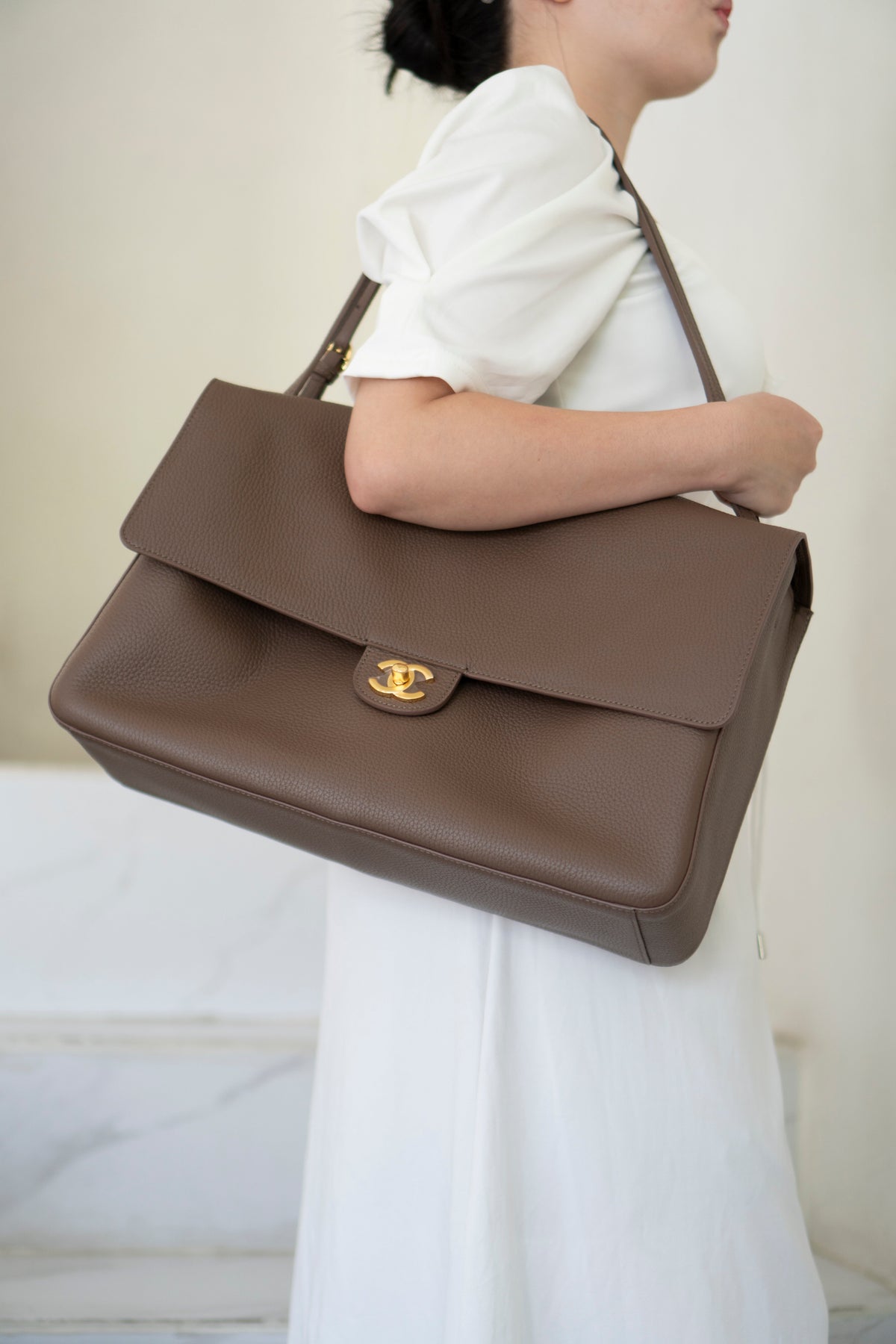 Maxi Flap 26S Souplissimo Flap Bag – Taupe Light Brown Caviar