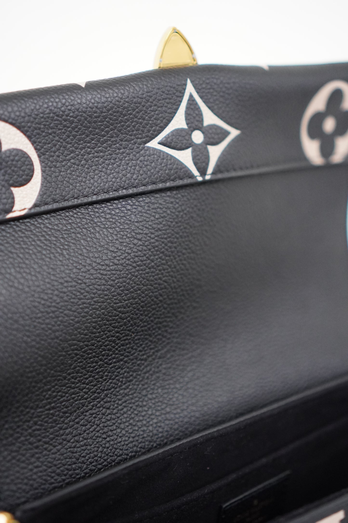 Favorite MM in Bicolor Empreinte Leather