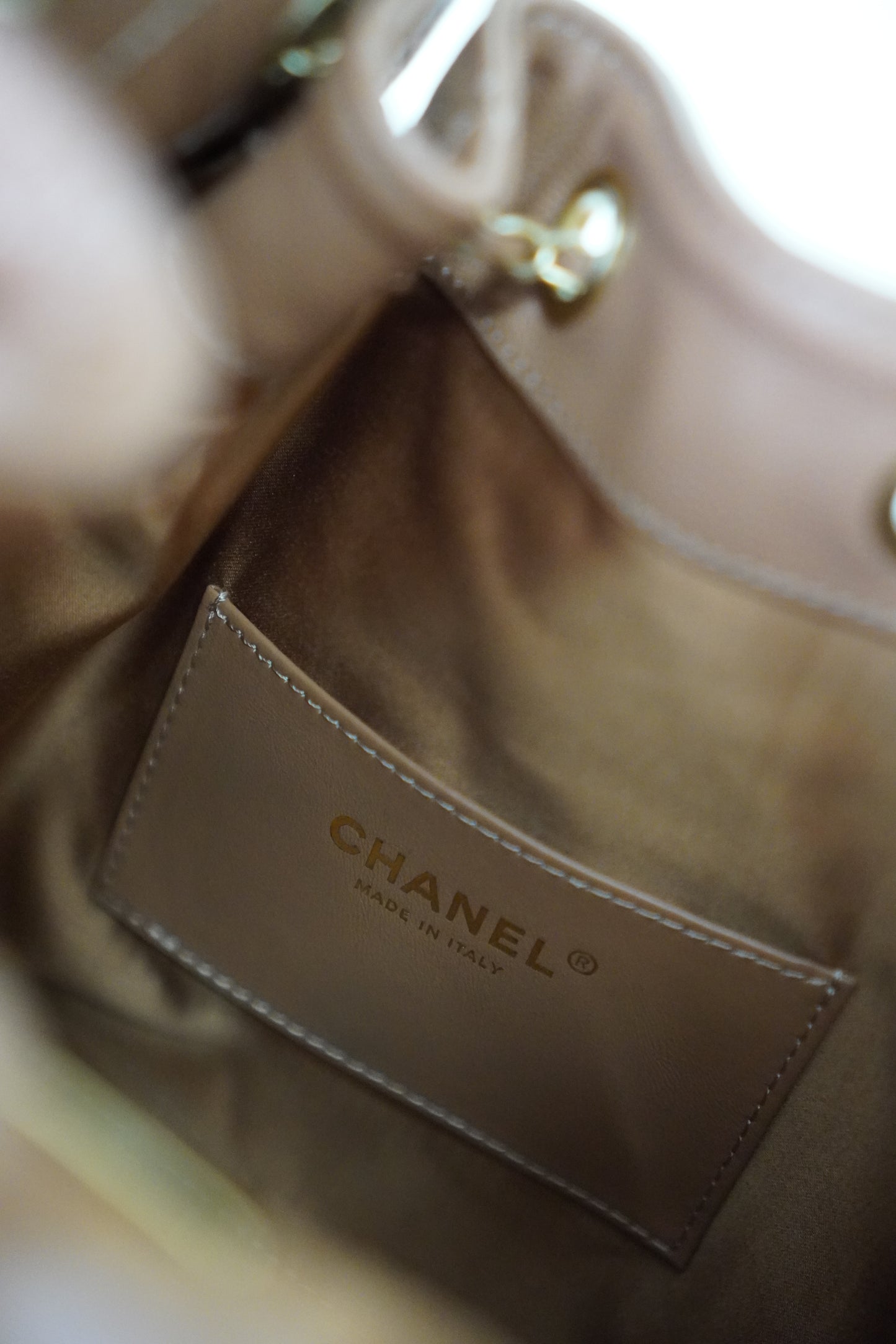 C25 in Caramel