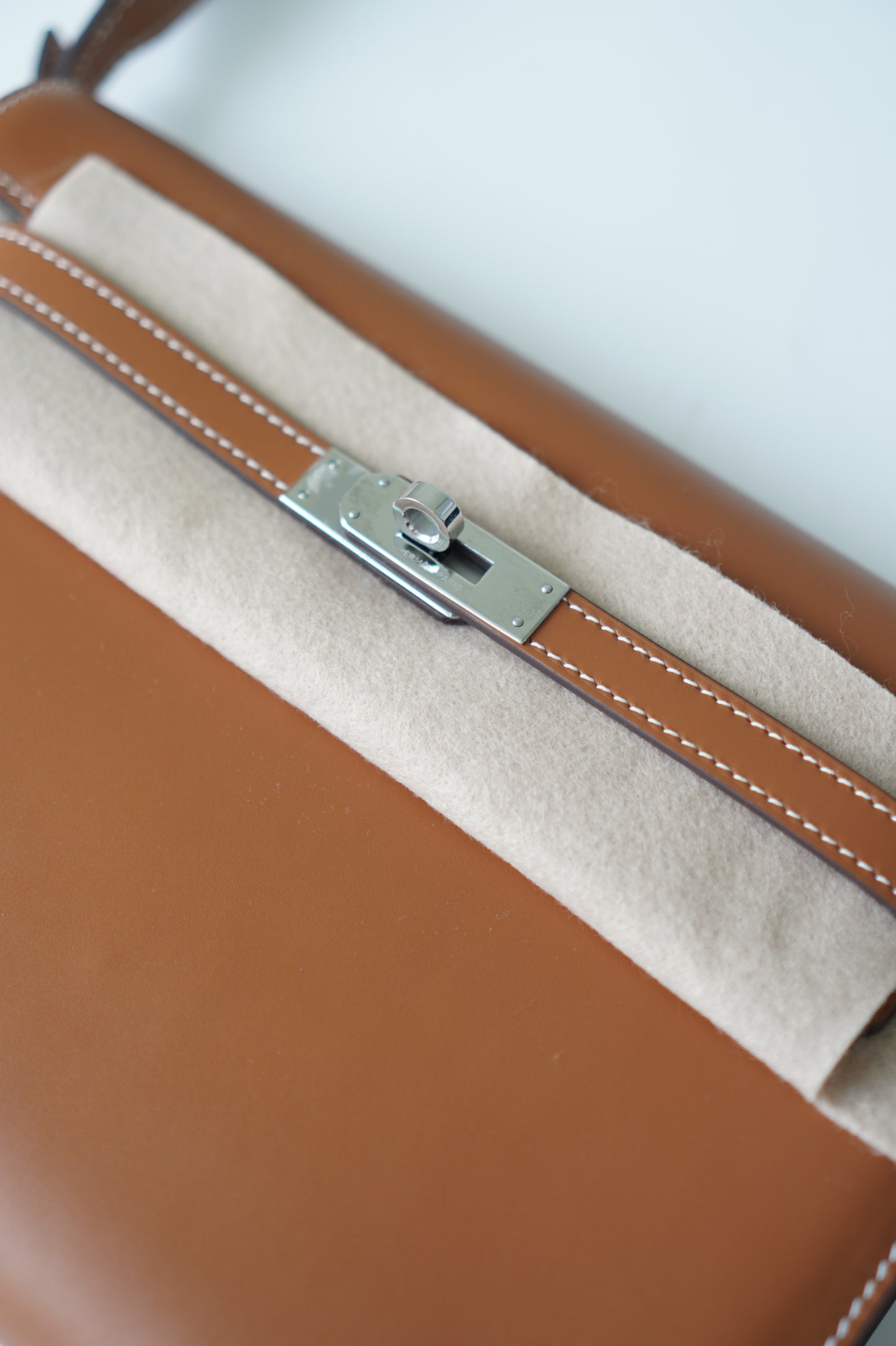 Depeches in Barenia leather