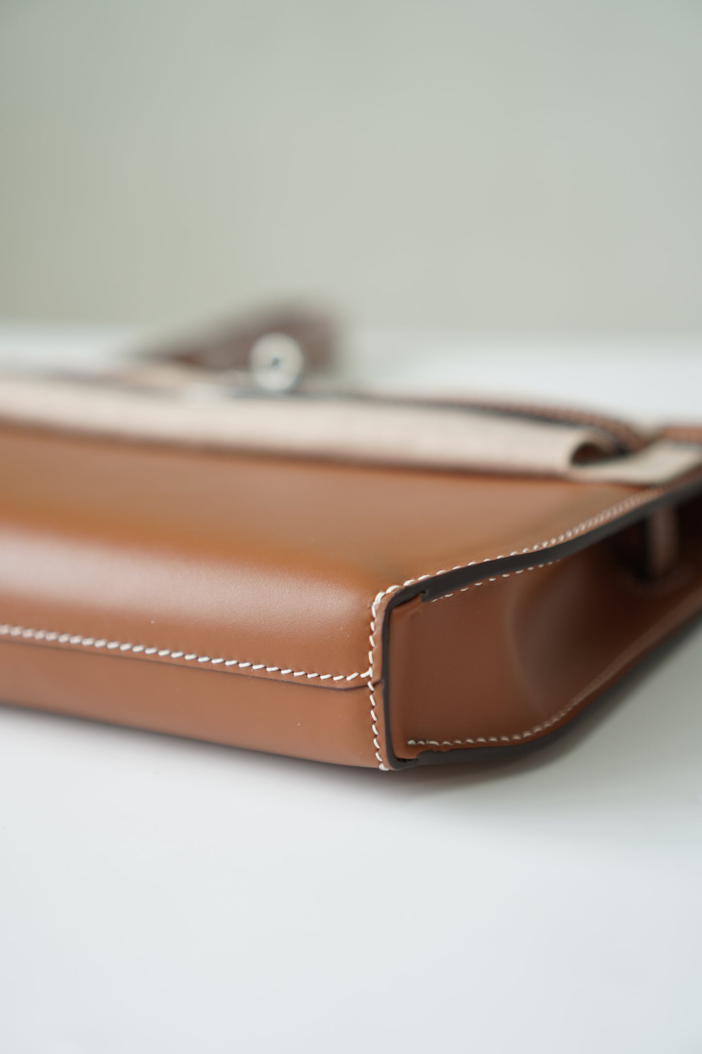 Depeches in Barenia leather