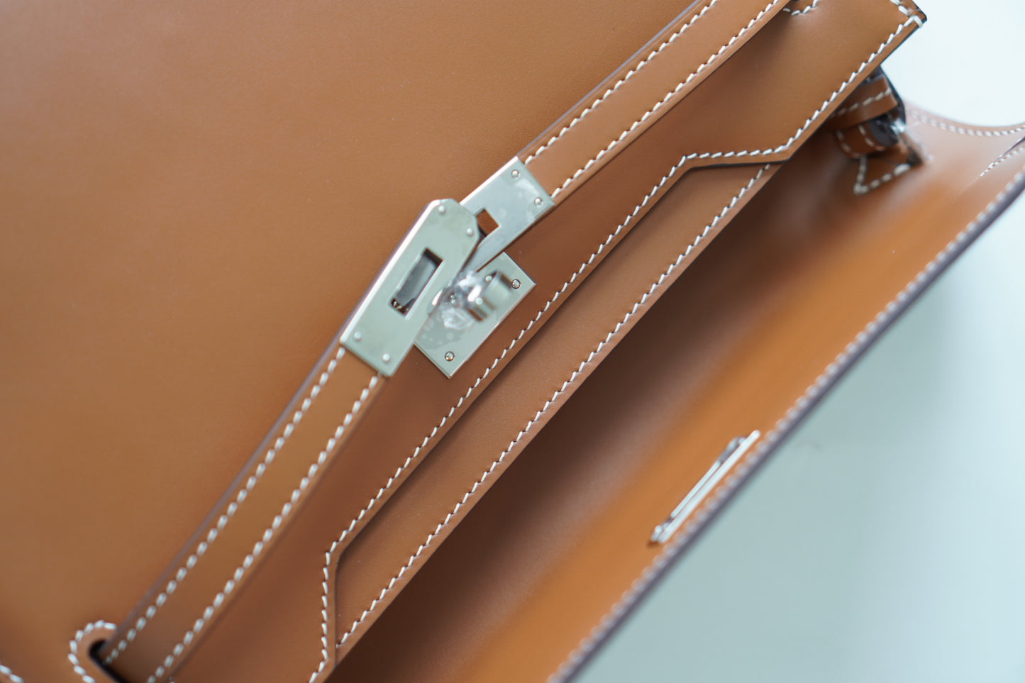 Depeches in Barenia leather
