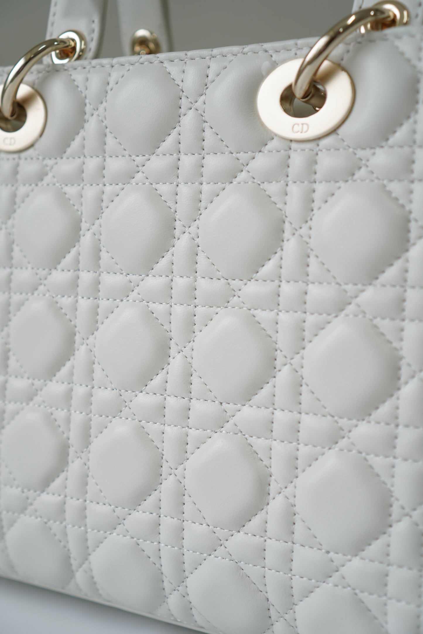 Lady D Medium in White Lambskin