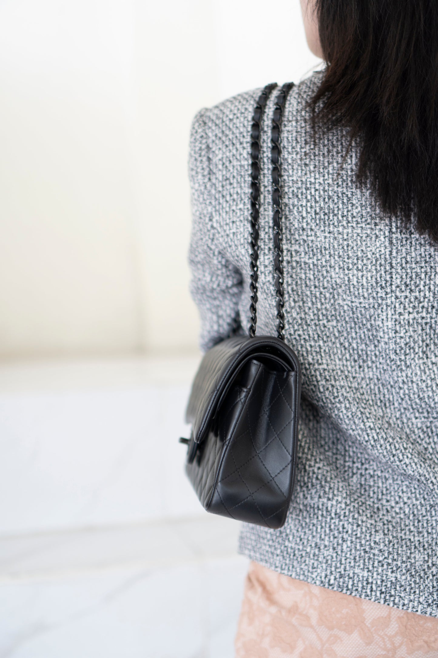 Classic Flap Medium So Black – Black Lambskin with Black Hardware