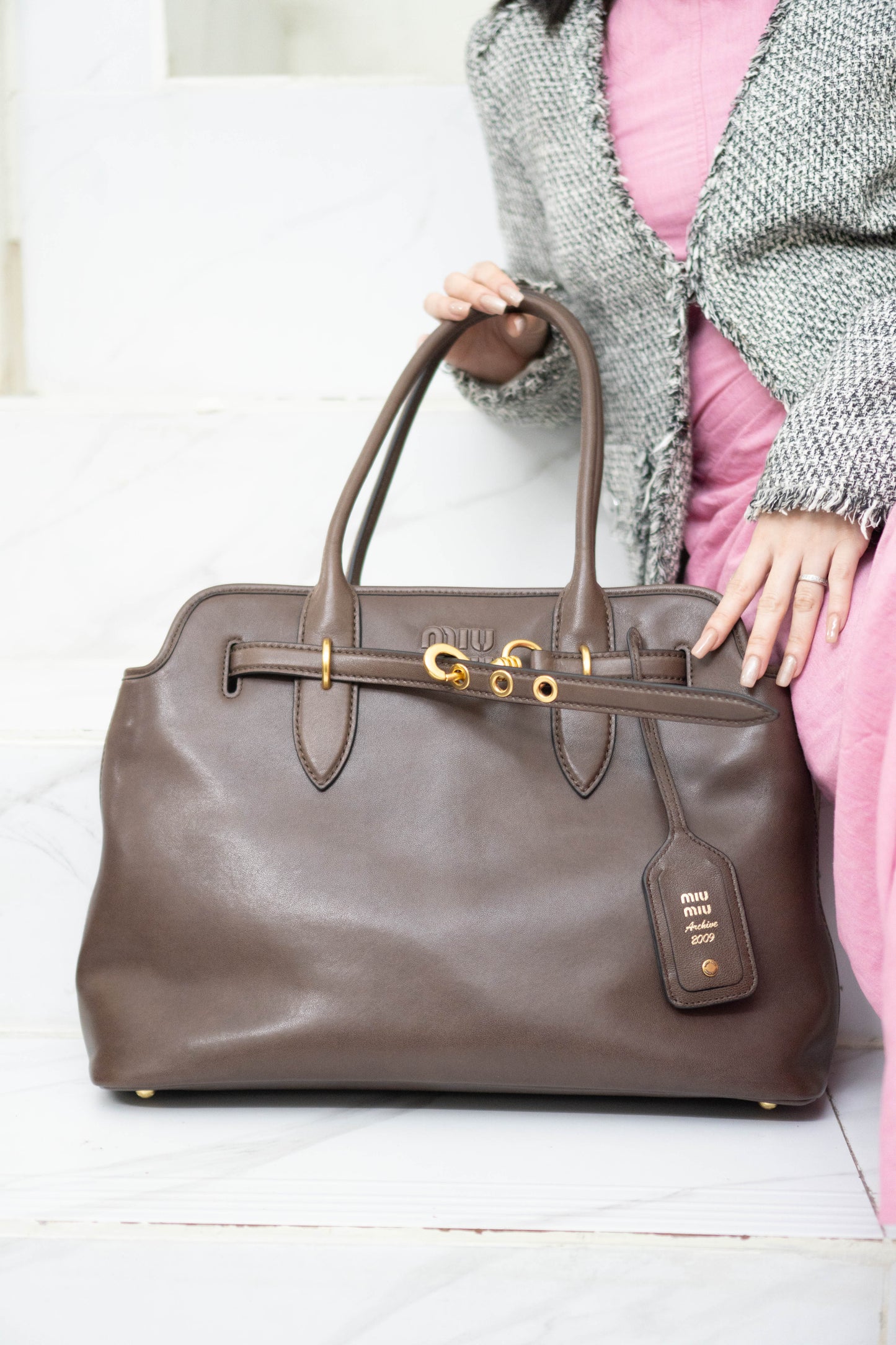 Aventure Top Handle Tote – Brown Nappa Leather with Gold Hardware