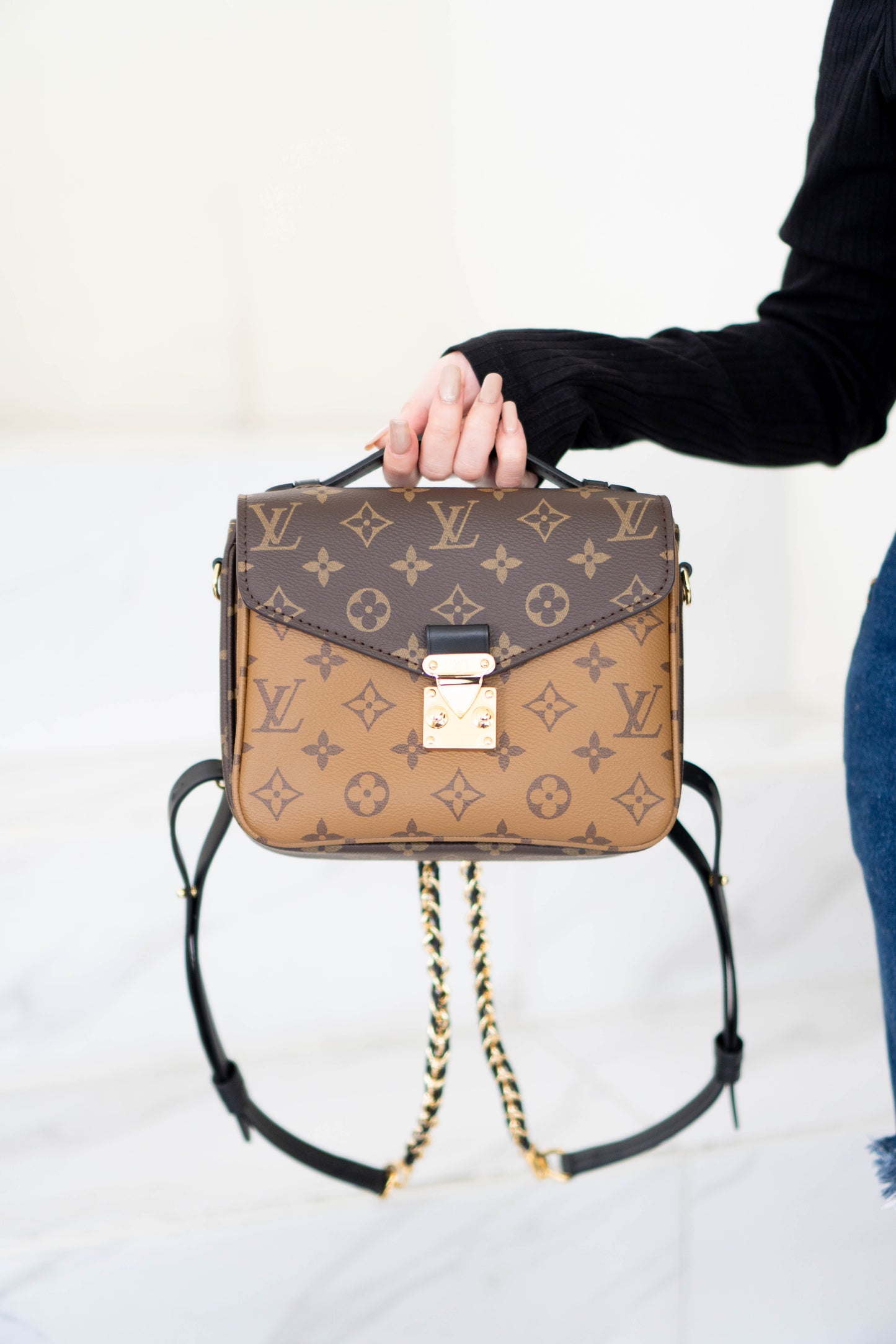 Pochette Metis MM in Monogram and Reverse Monogram with Gold Hardware