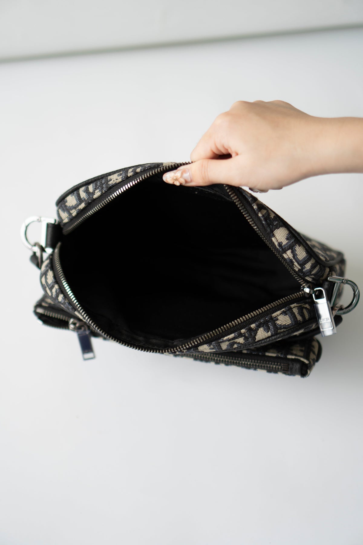 Saddle Triple Pouch – Beige & Black Oblique Jacquard