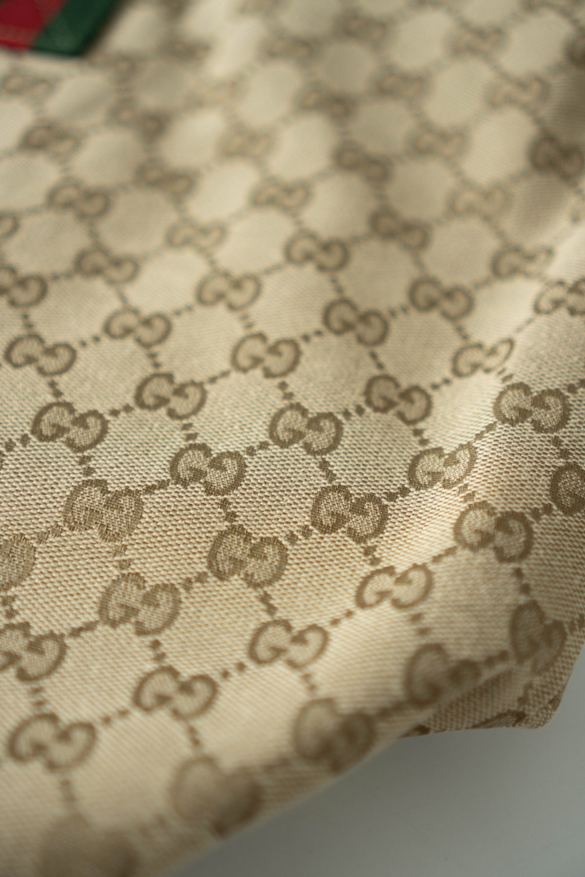 GG Canvas Web Strap Large Tote Bag – Beige & Ebony