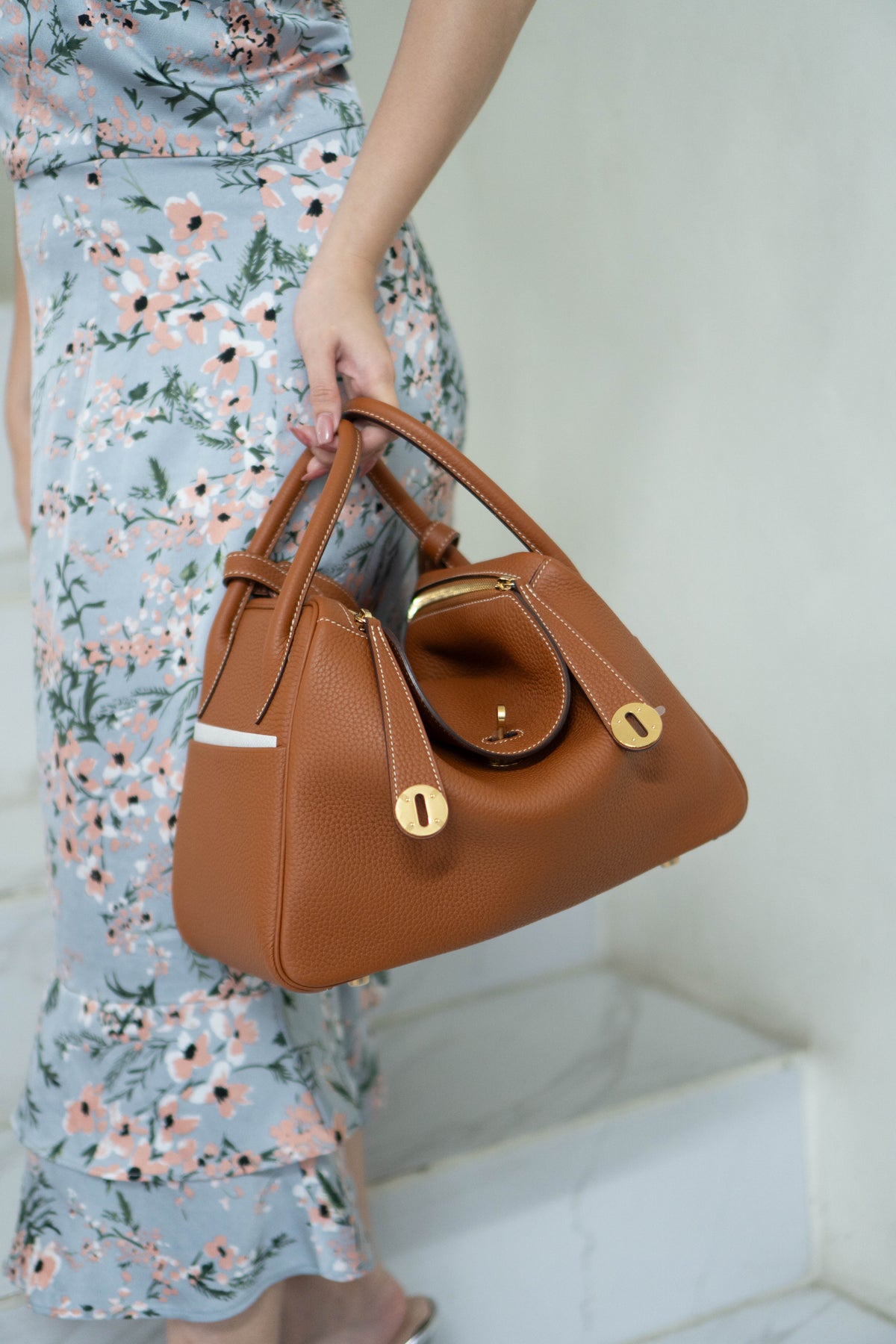 Lind Bag 30 – Gold Clemence with Gold Hardware