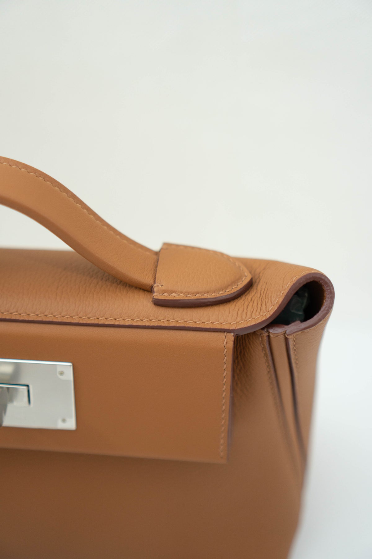 24/24 21 Bag – Gold Togo & Swift Leather
