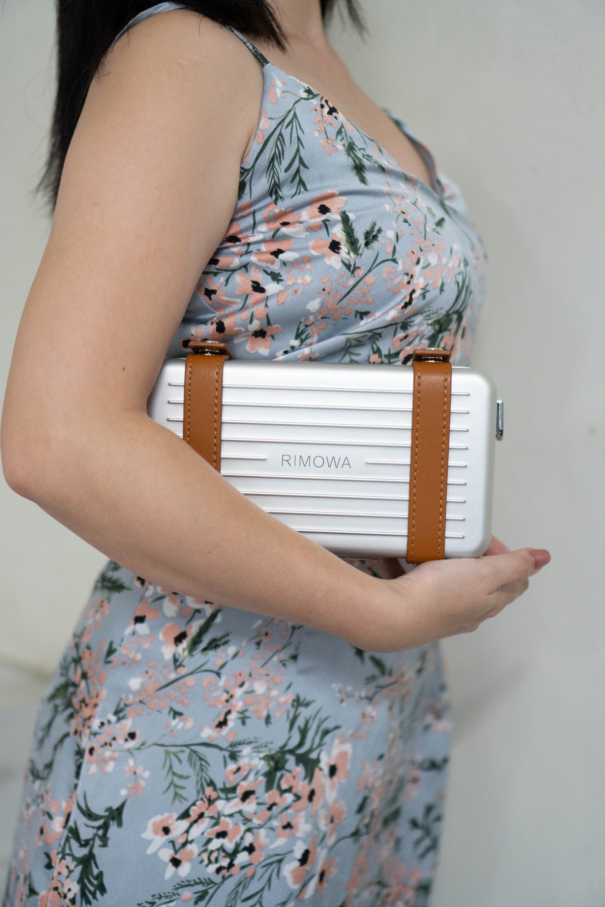 Aluminum Crossbody Case – Silver with Desert Sand Leather