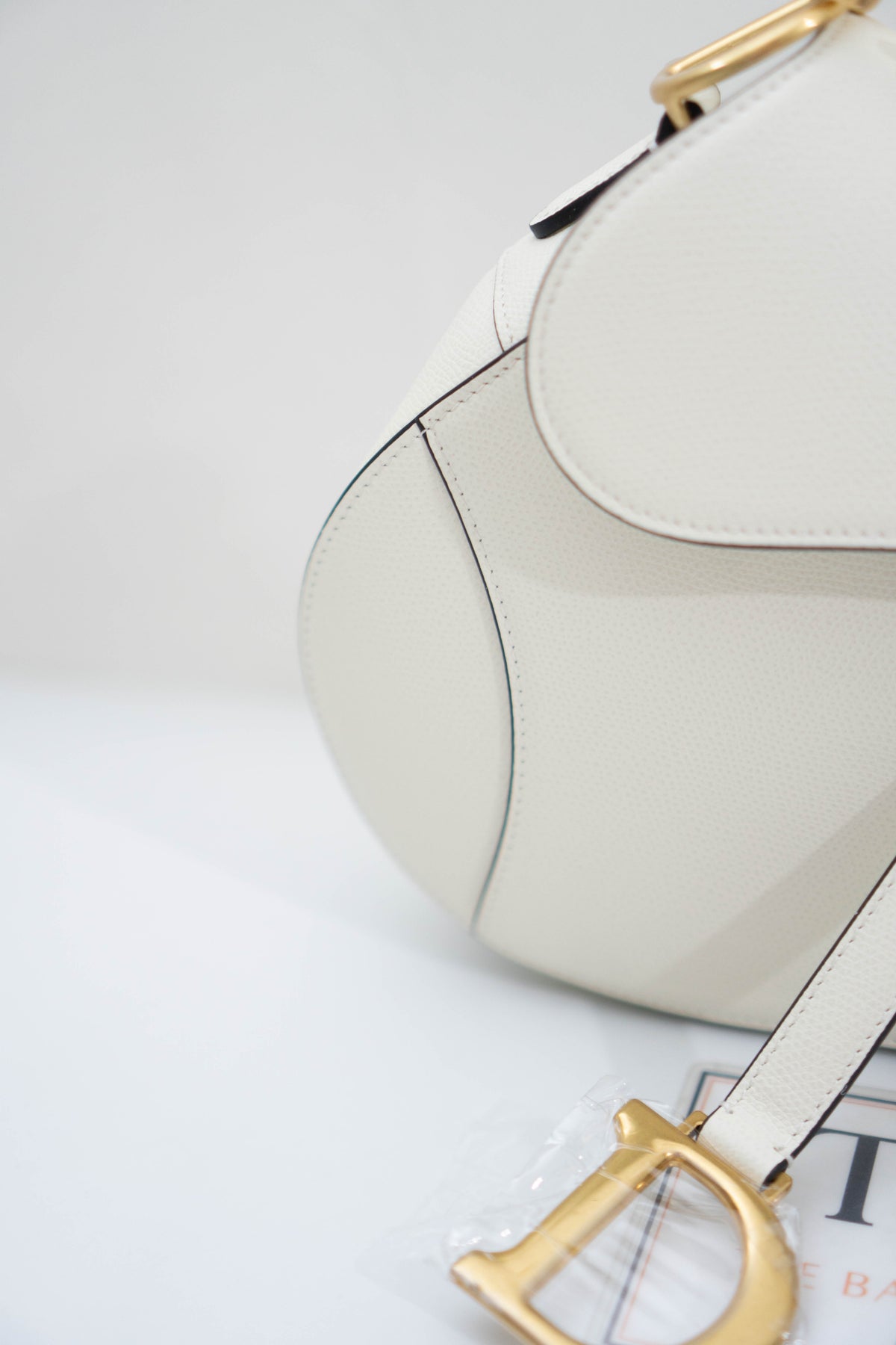 Saddle Bag – Latte Grained Calfskin