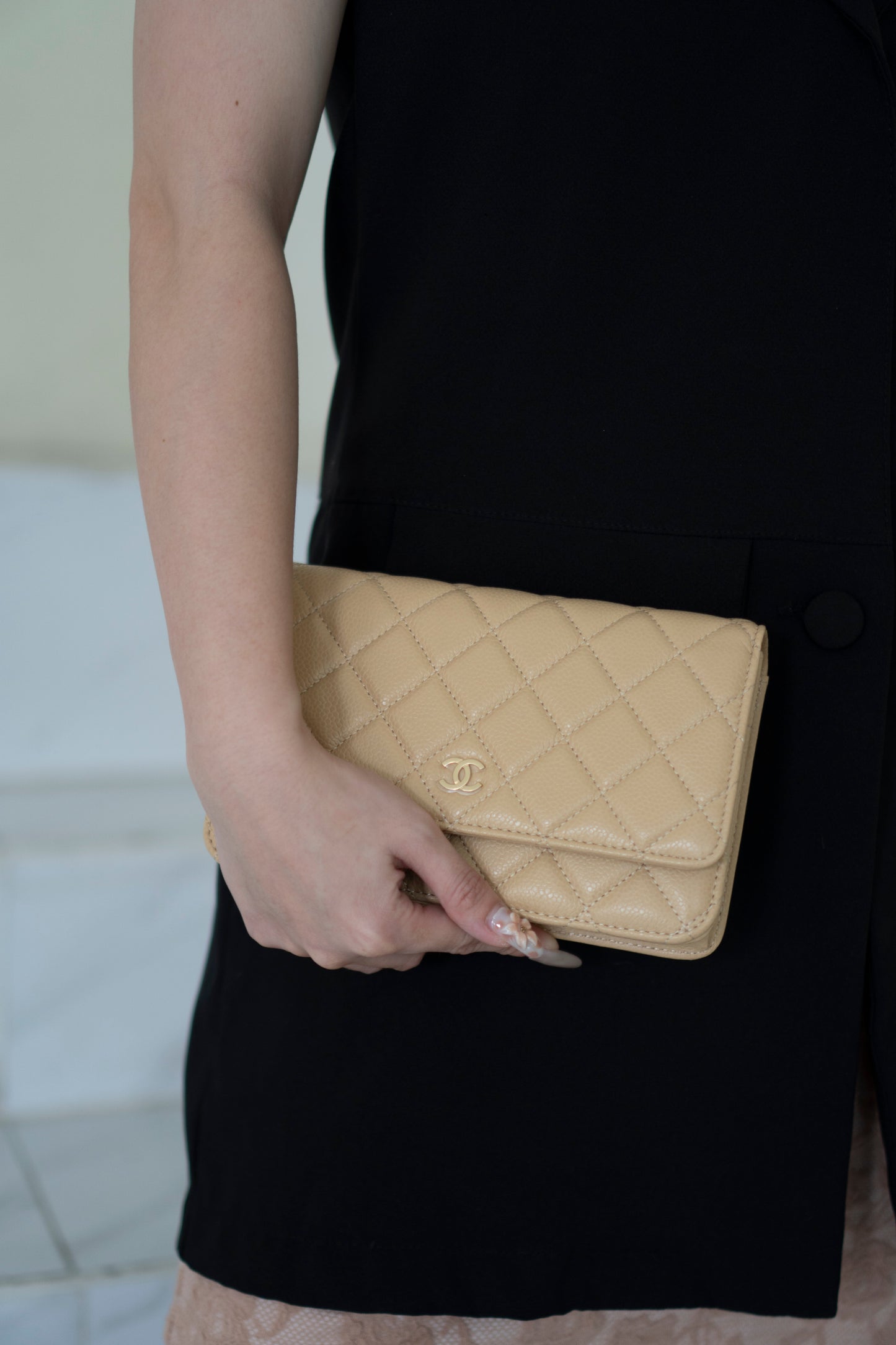 Wallet on Chain WOC – Beige Clair Caviar Leather with Gold Hardware