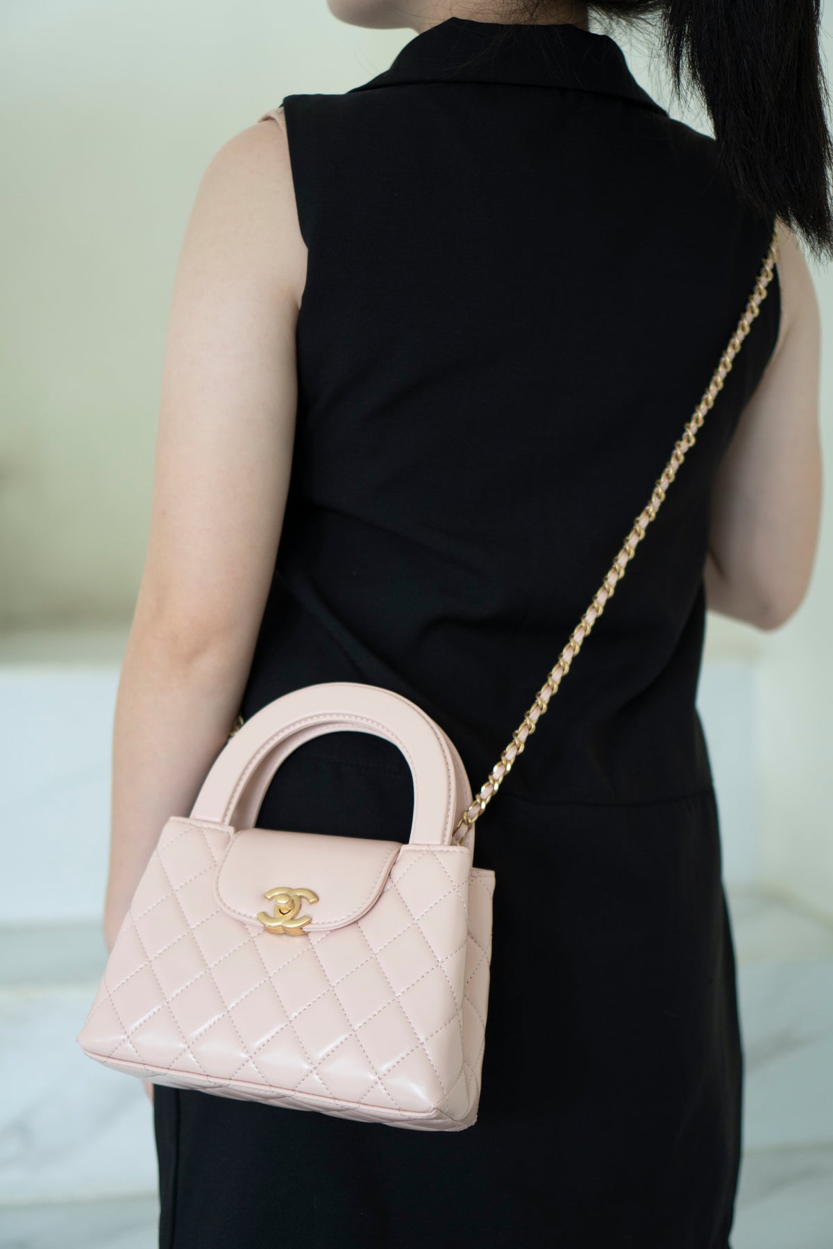 Kelly – Powder Pink Calfskin with Aged Gold Hardware