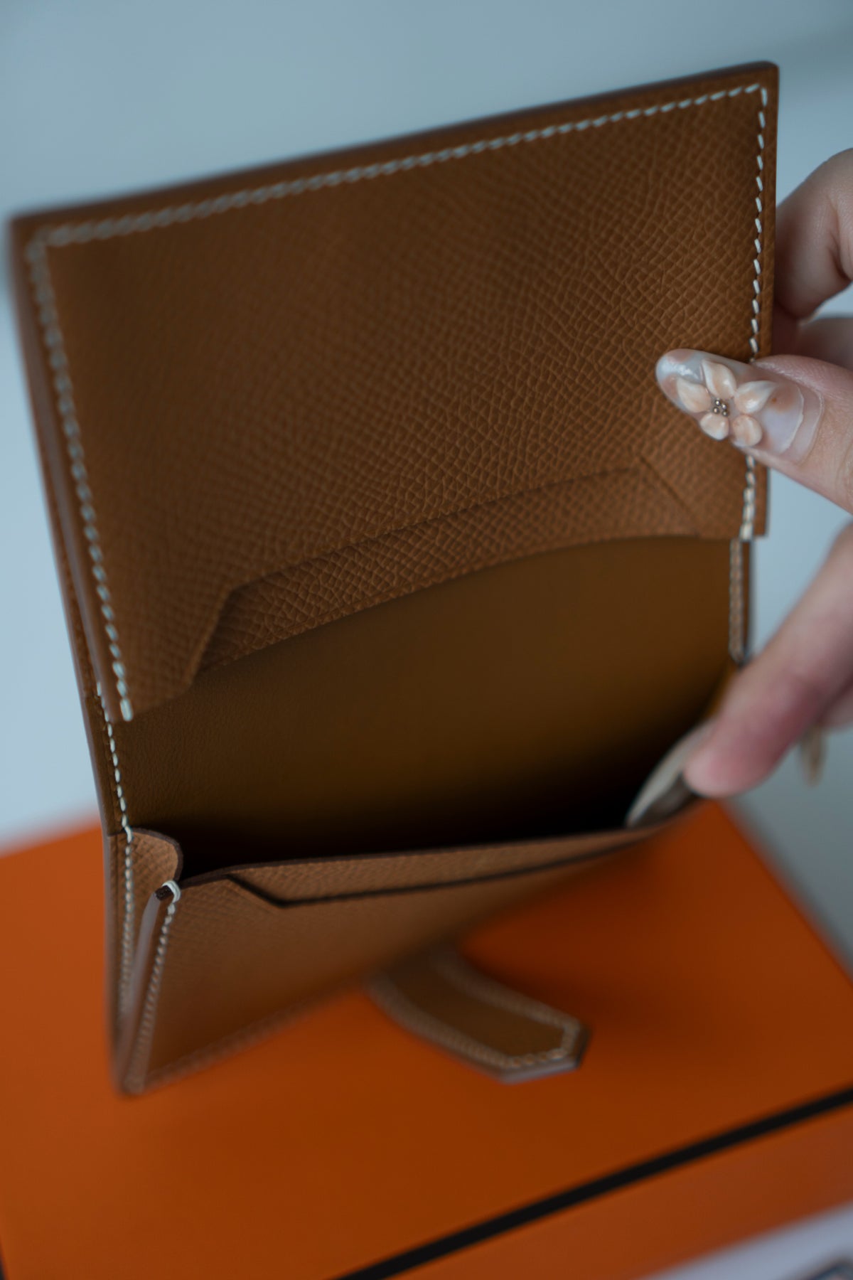 Bearn Card Holder – Gold Epsom Leather with Gold Hardware