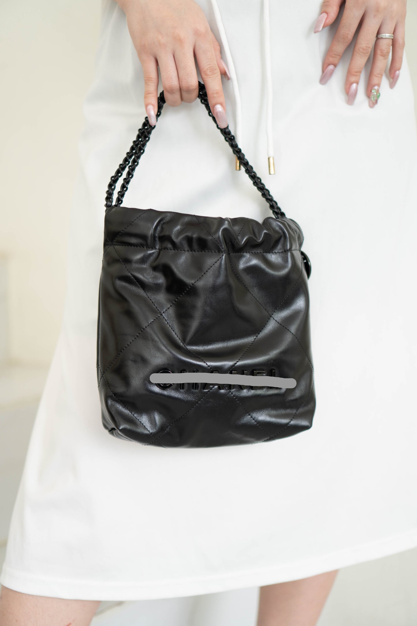 C22 Mini So Black