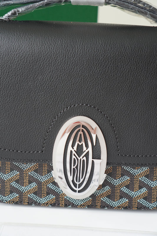 233 in Canvas and Black leather