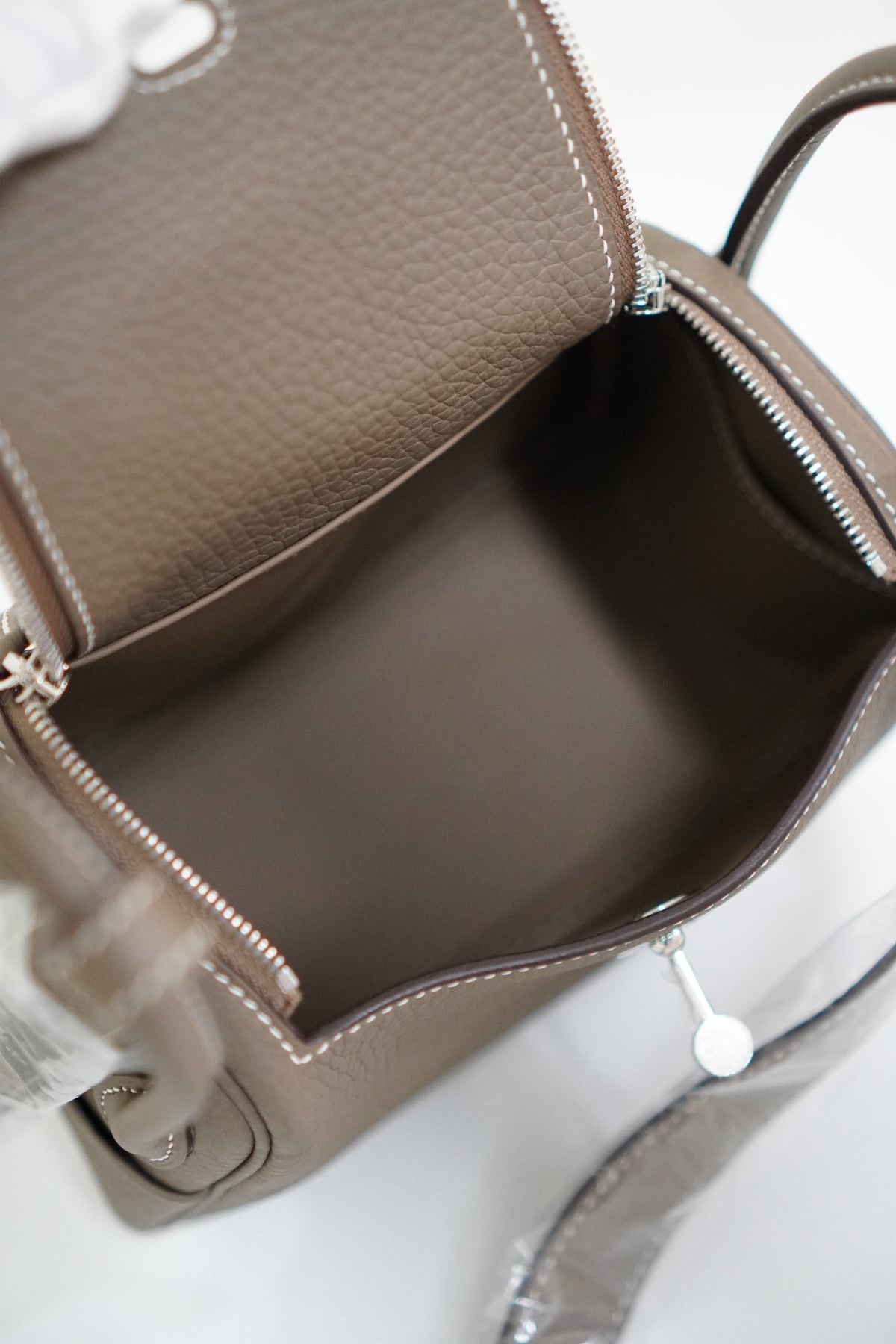 Mini Lindy in Etoupe Clemence and Palladium Hardware