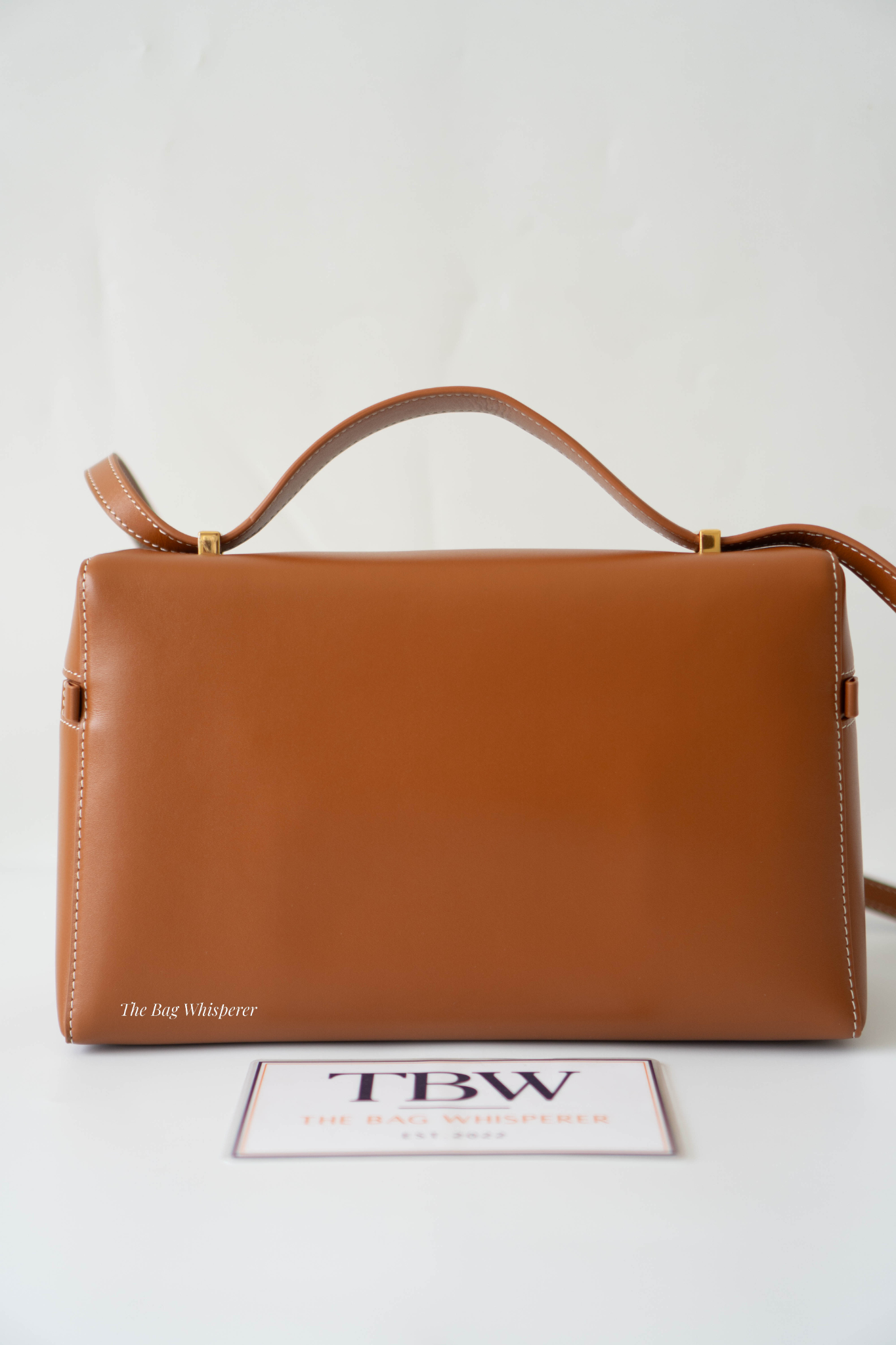 L27 Medium – Brown Smooth Leather Shoulder Bag with Gold Hardware